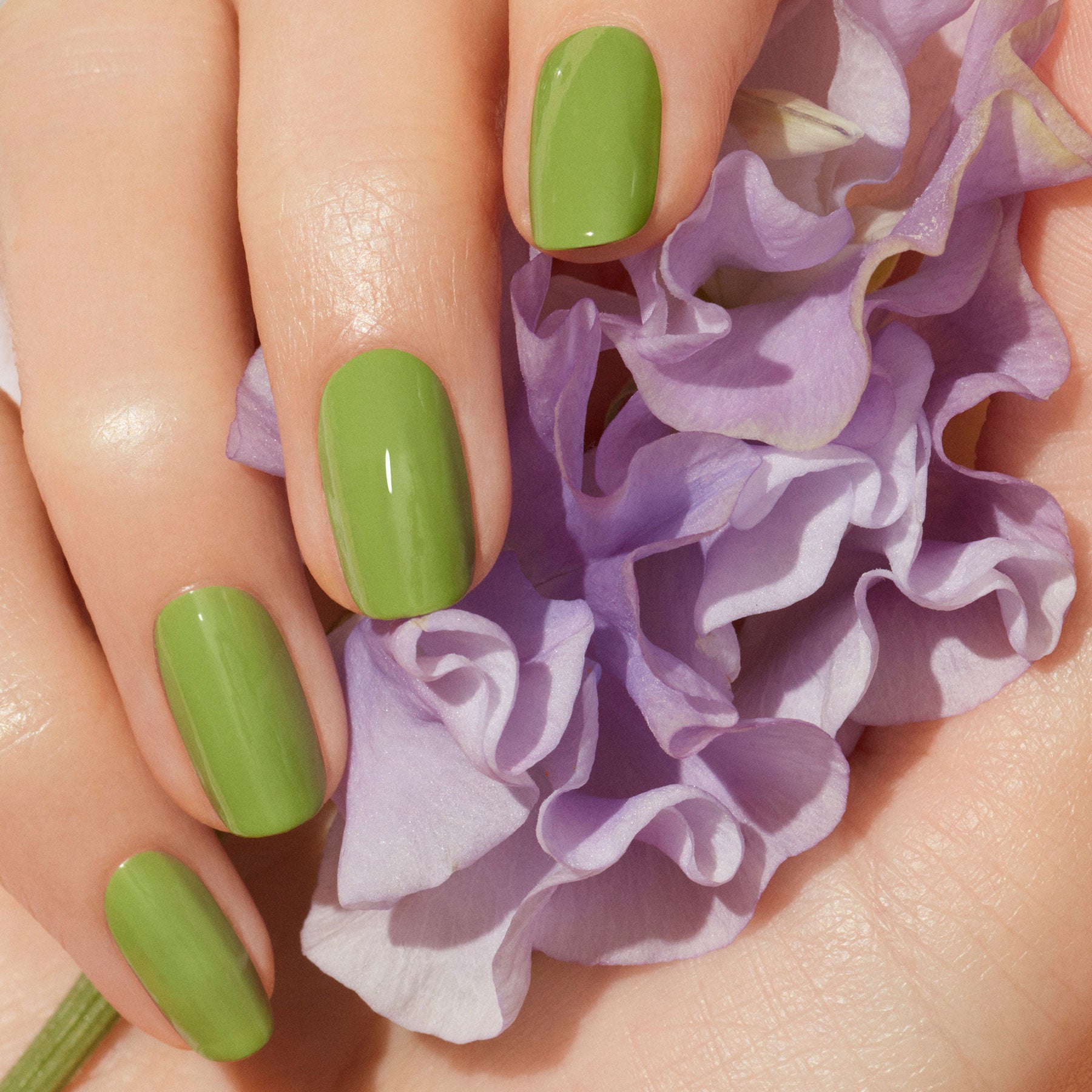manucurist-green-petit-pois-nagellack-hellgr-n-pastell image 2