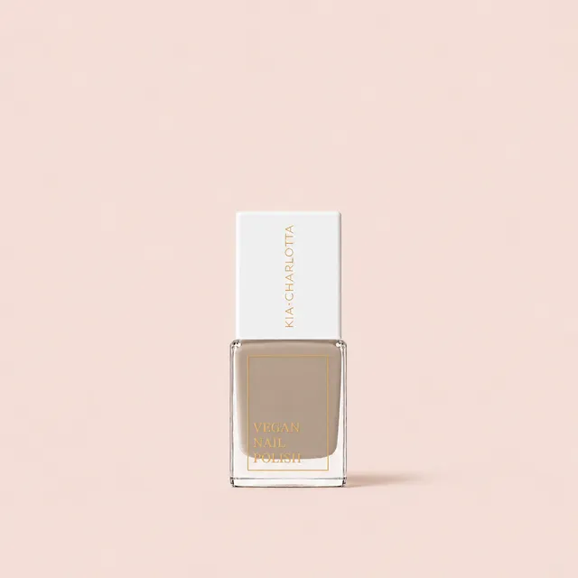 kia-charlotta-balanced-veganer-nagellack-grau-beige-erdton image 1