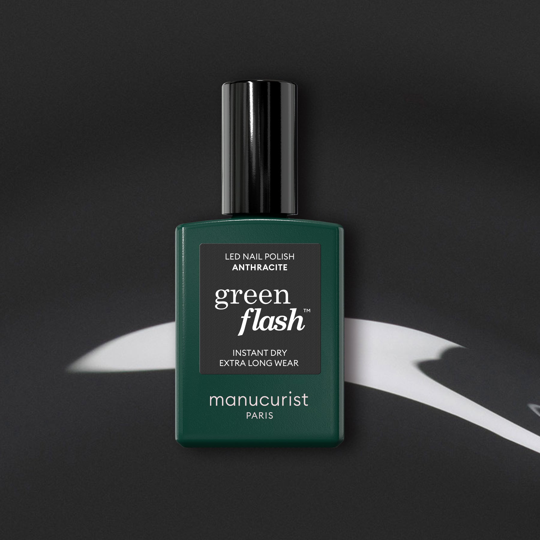 manucurist-green-flash-anthracite-veganer-led-nagellack-dunkelgrau image 1