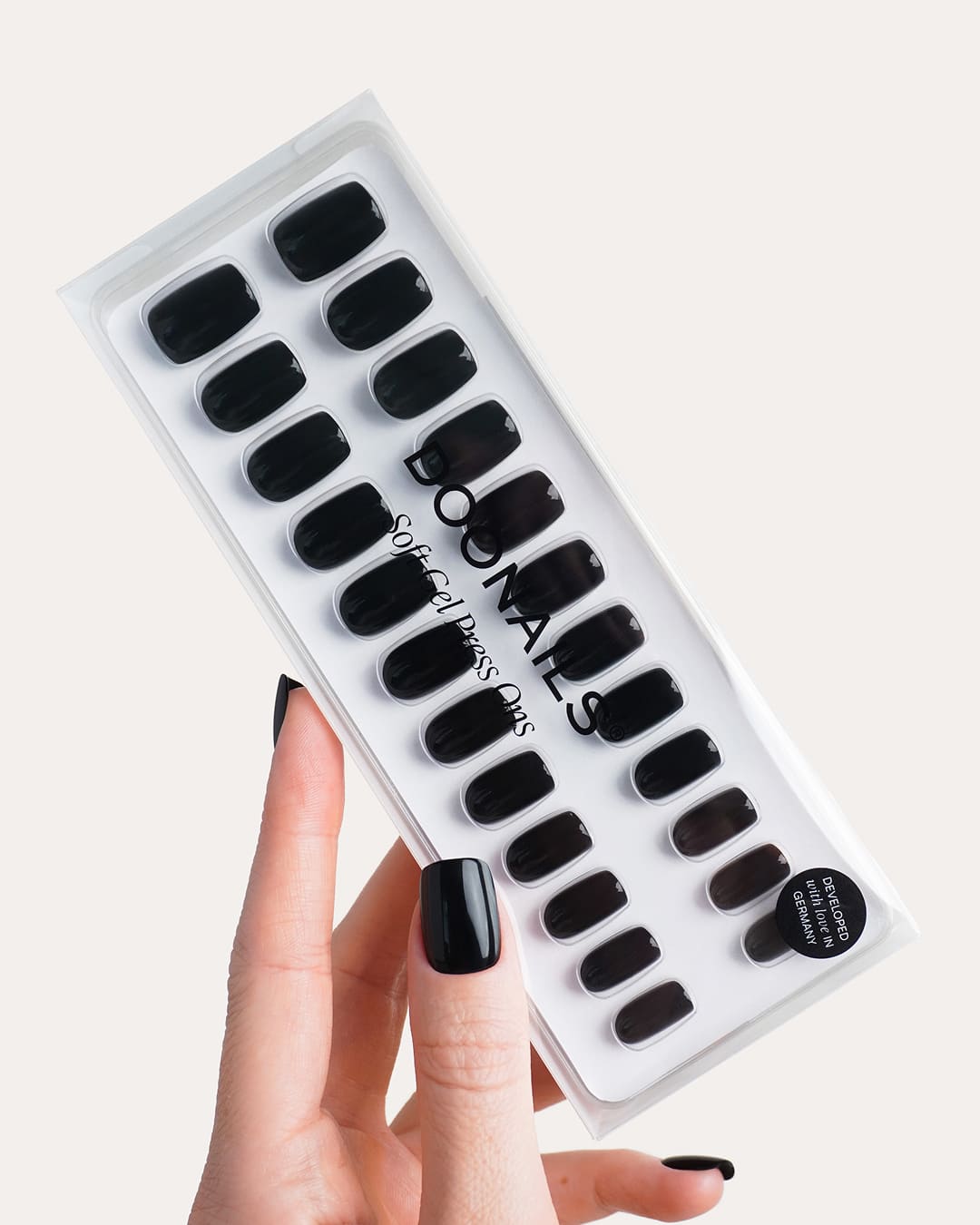 doonails-dark-dream-short-square-soft-gel-press-ons image 3