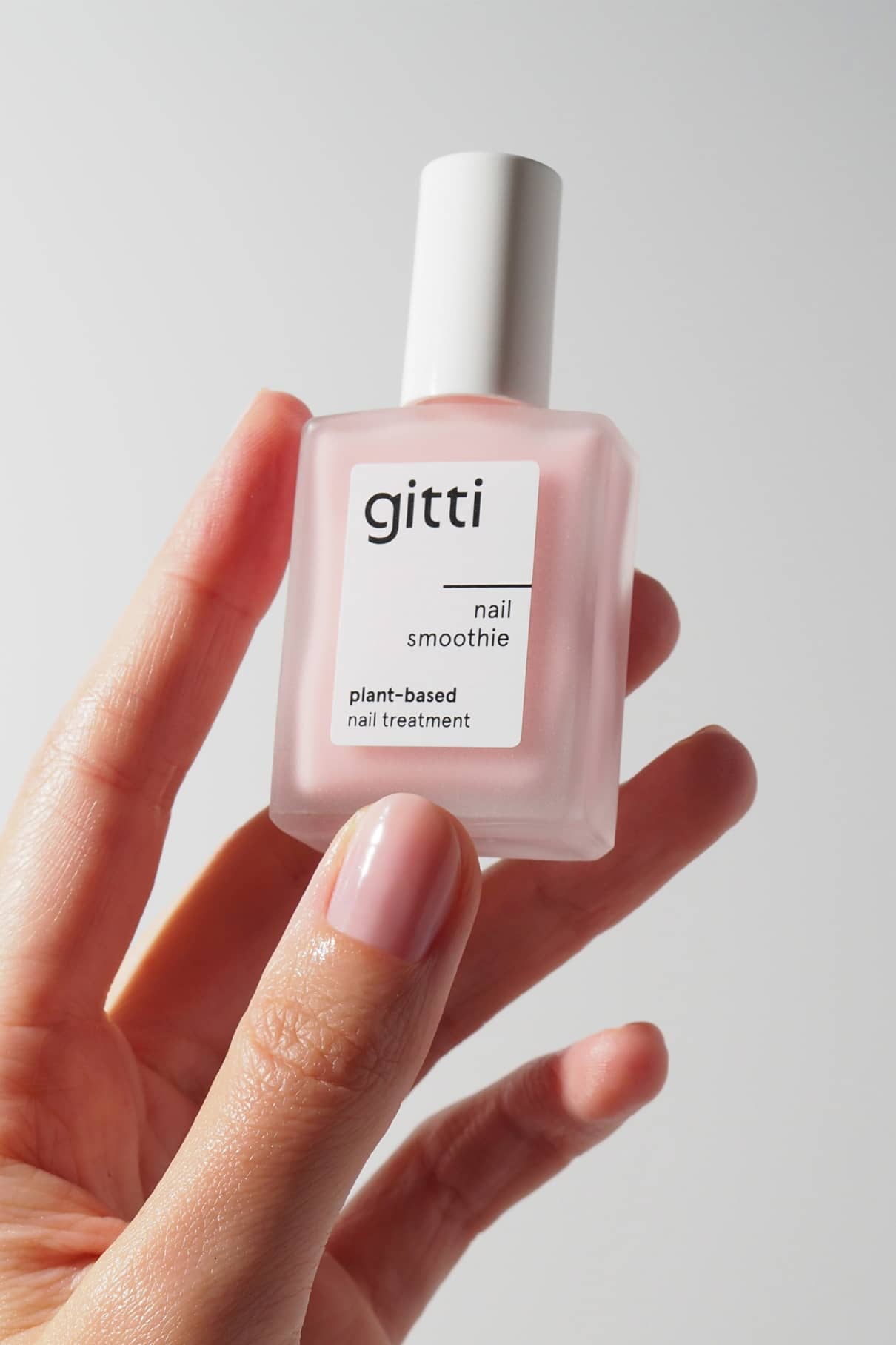 gitti-nail-smoothie-sch-tzender-pflegelack-mit-gloss-effekt image 7