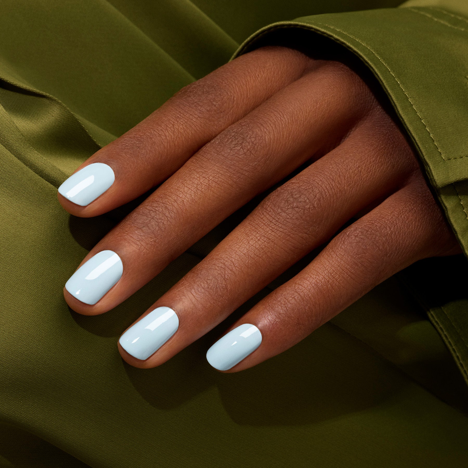 manucurist-green-light-blue-nagellack-himmelblau-pastell image 2
