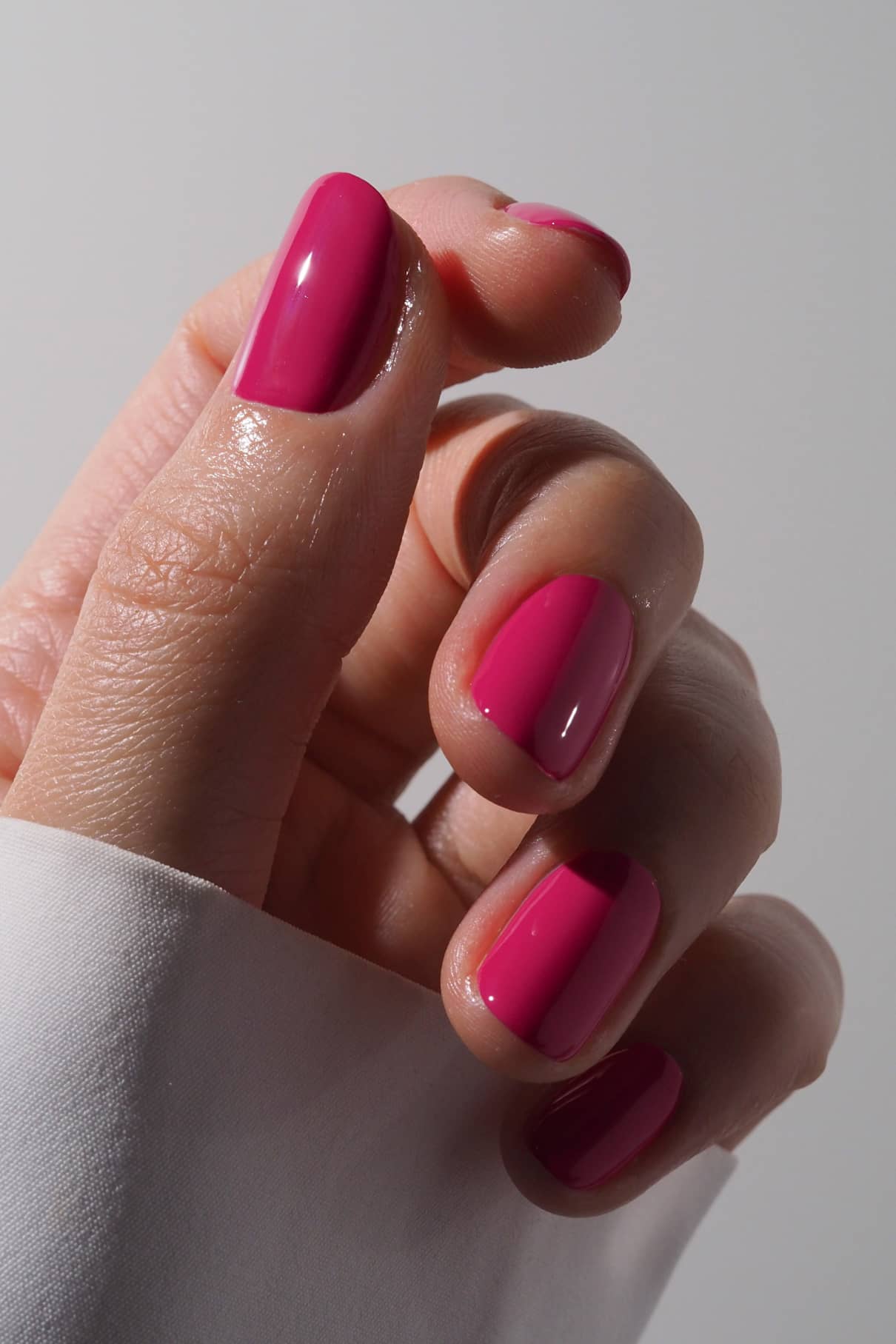 gitti-no-027-nagellack-leuchtendes-fuchsia-pink-plant-based image 3
