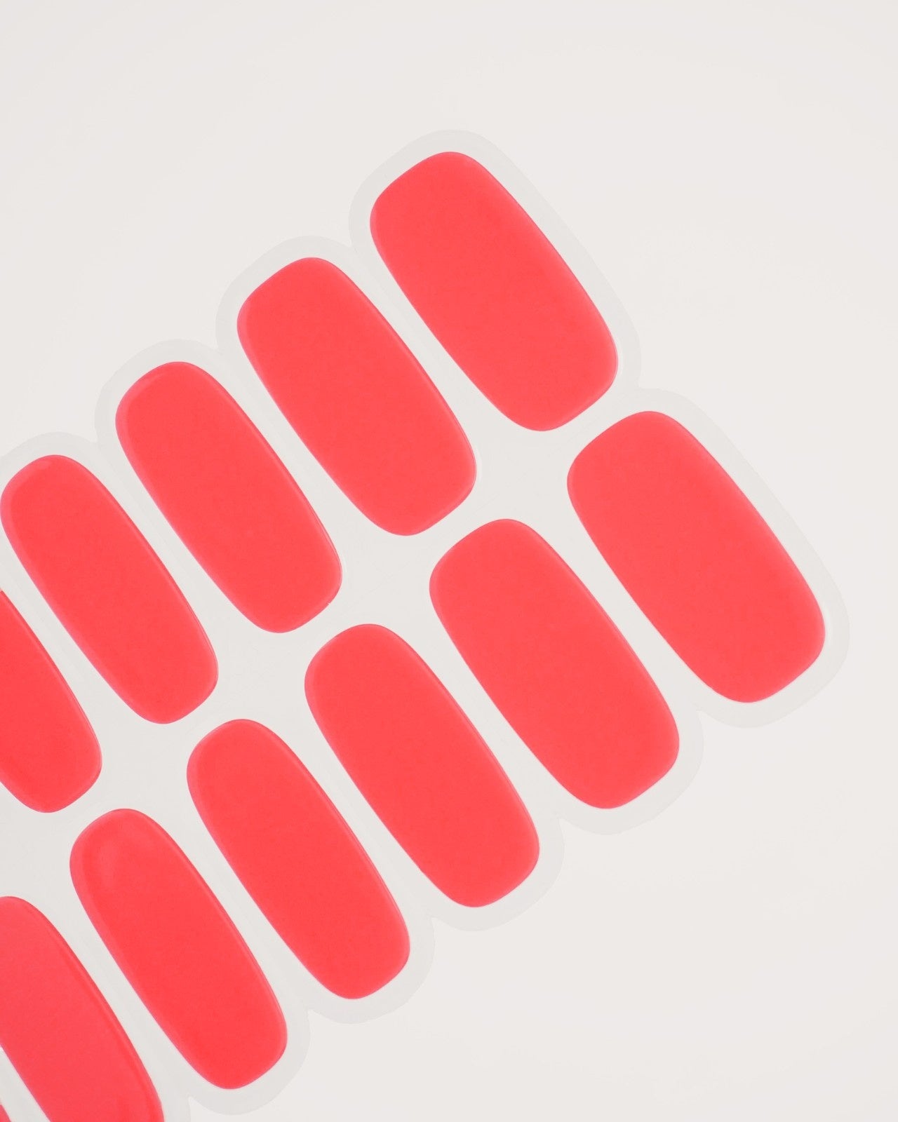doonails-sunset-coral-uv-gel-strips-leuchtendes-korallrot-auch-f-r-zehenn-gel image 5