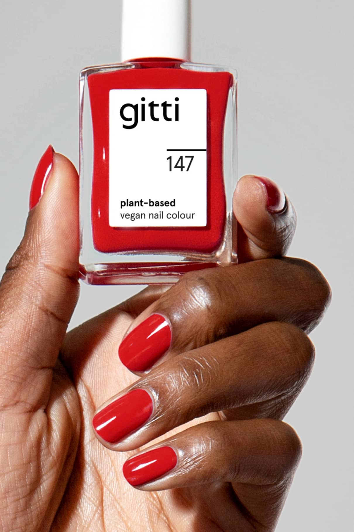 gitti-no-147-plant-based-nagellack-klassisches-rot image 3
