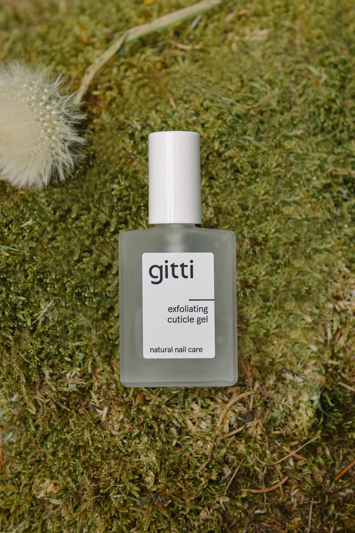 gitti-exfoliating-cuticle-gel-veganes-nagelhaut-gel-f-r-gegl-ttete-n-gel image 7