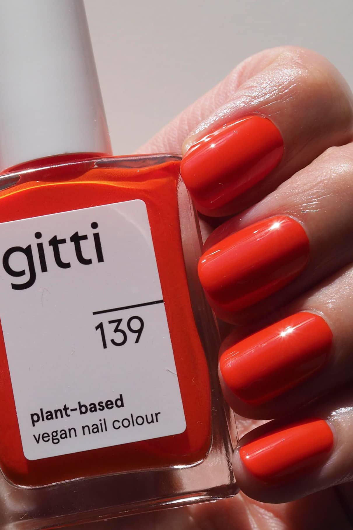 gitti-plant-duo-pflanzenbasiertes-nagellack-set-2x15-ml-farben-oder-top-base-coa image 7