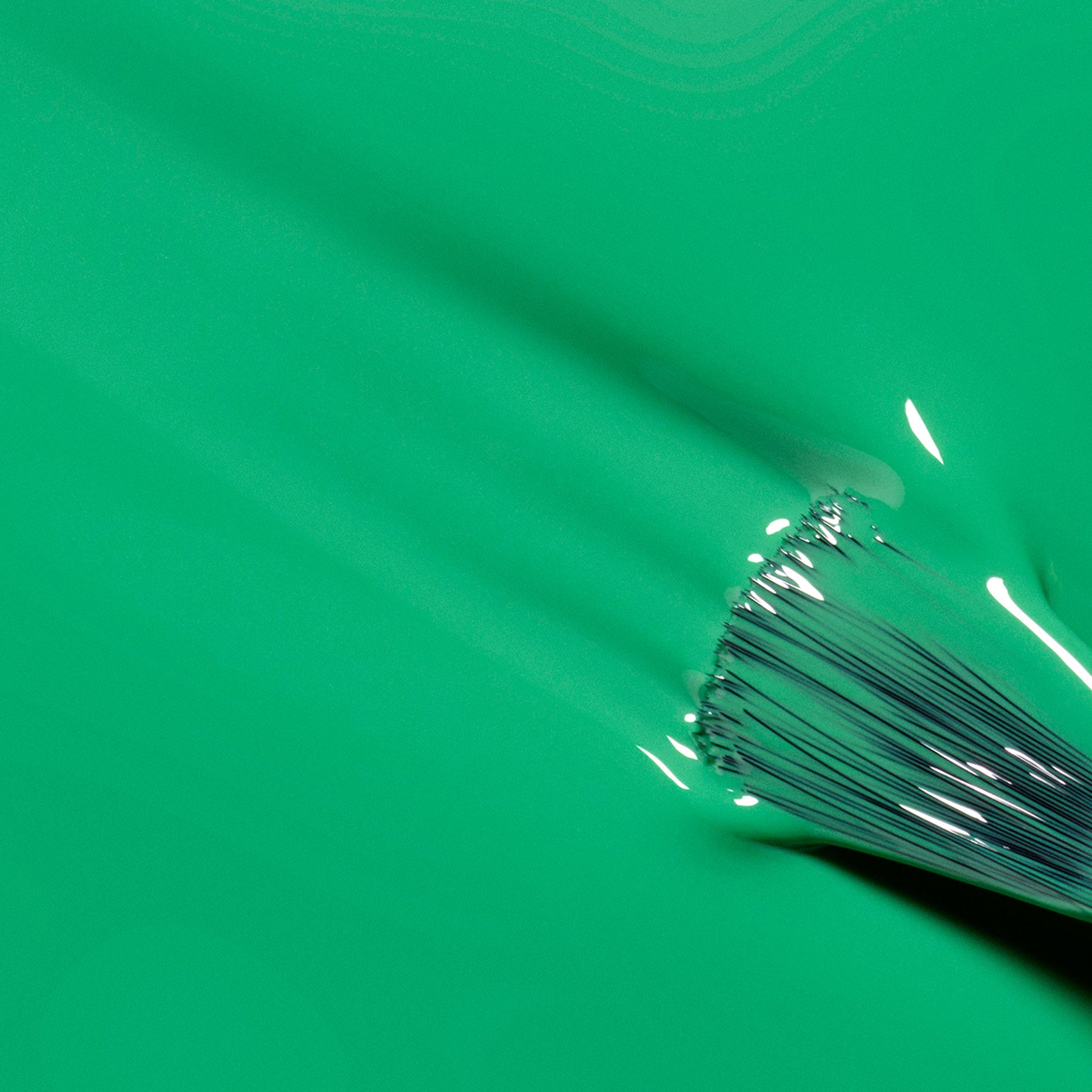 manucurist-green-flash-brazil-semi-permanenter-gel-nagellack-pop-gr-n image 4