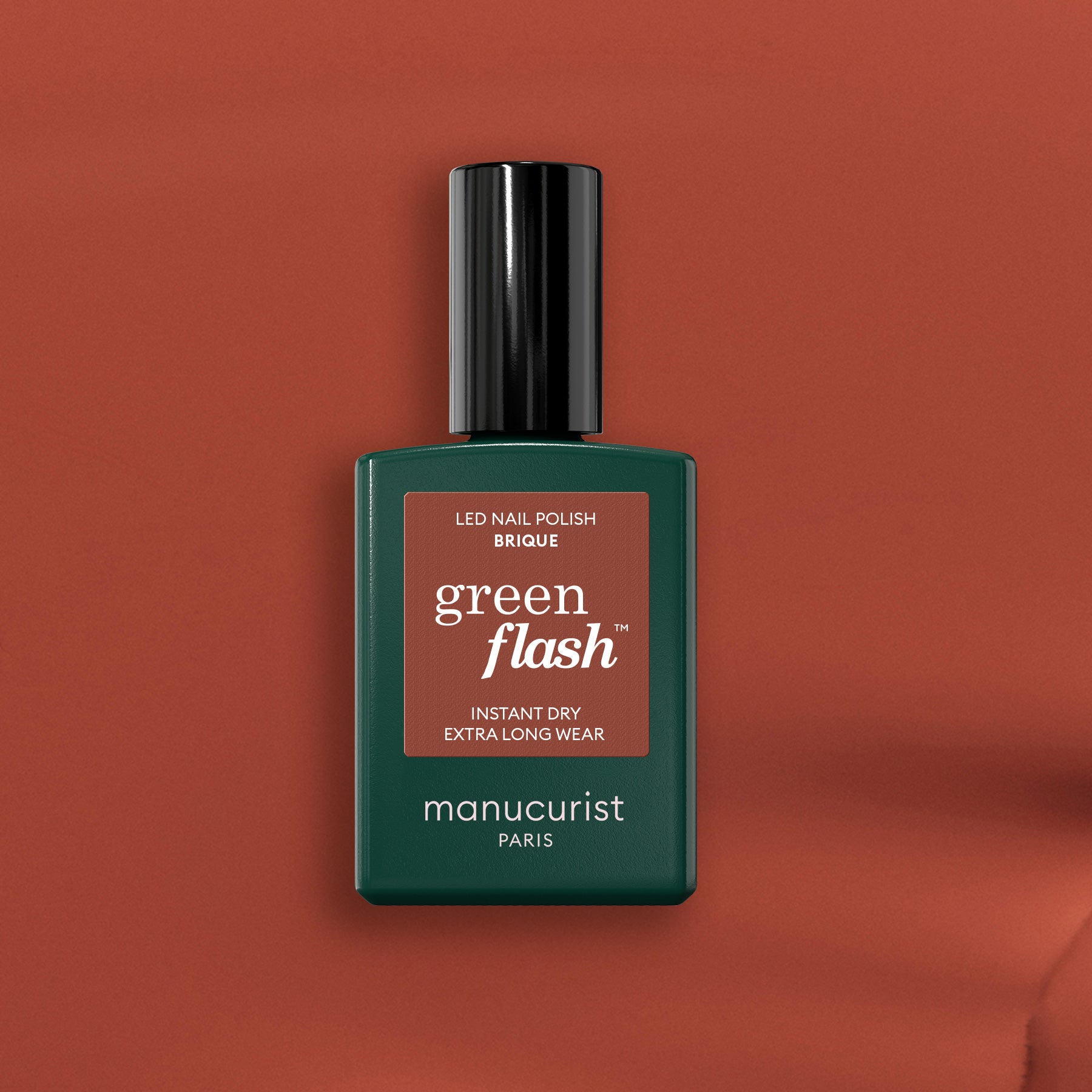 manucurist-green-flash-brique-halbpermanenter-nagellack-ziegelrot image 1