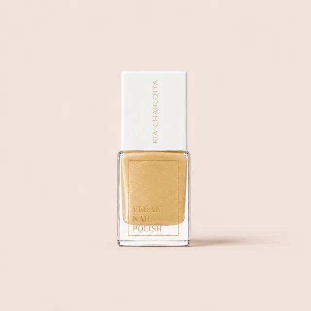 kia-charlotta-collect-moments-veganer-nagellack-ocker-sand-schimmer image 1