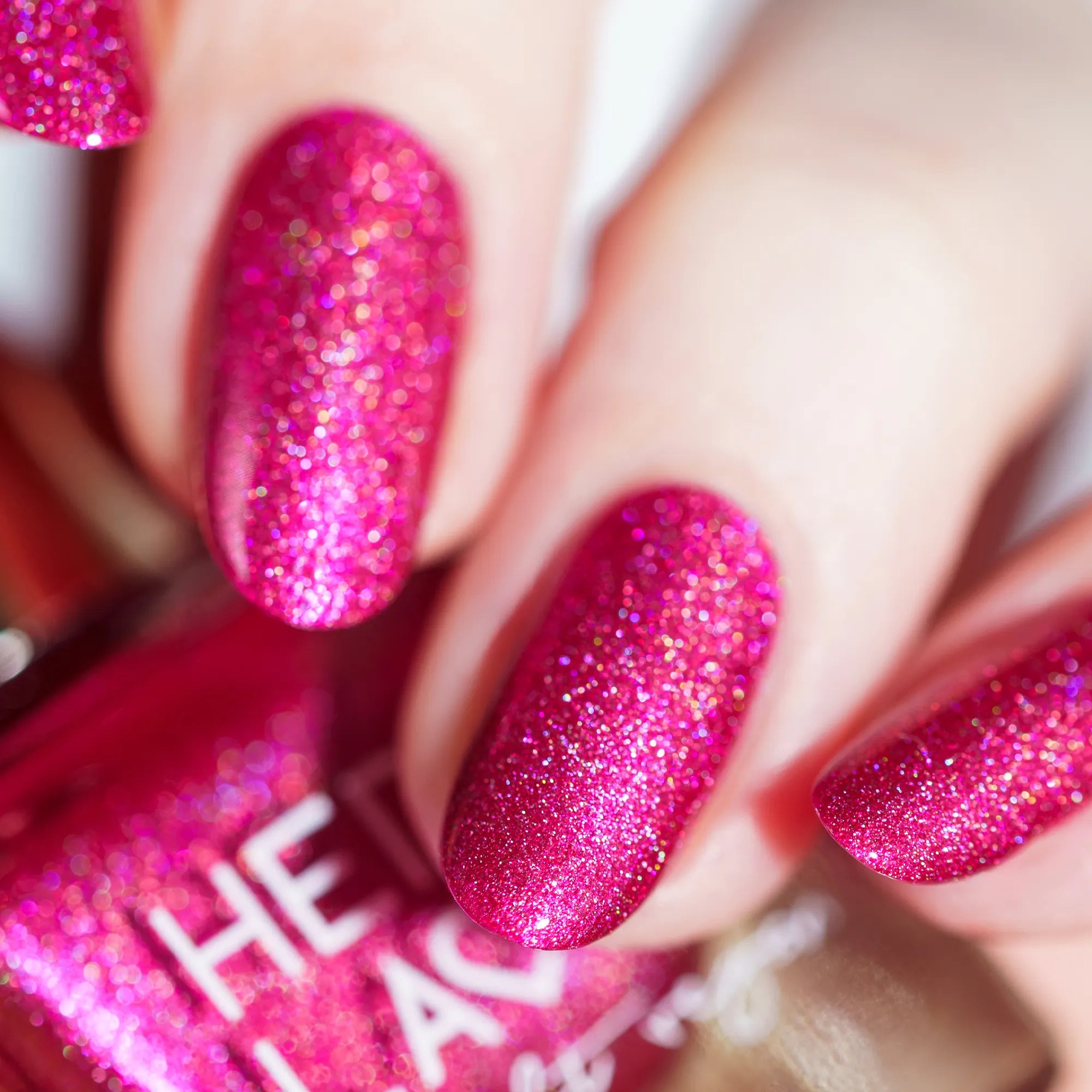 herzlack-himbeerlich-veganer-nagellack-pink-holo-linear-11ml image 3