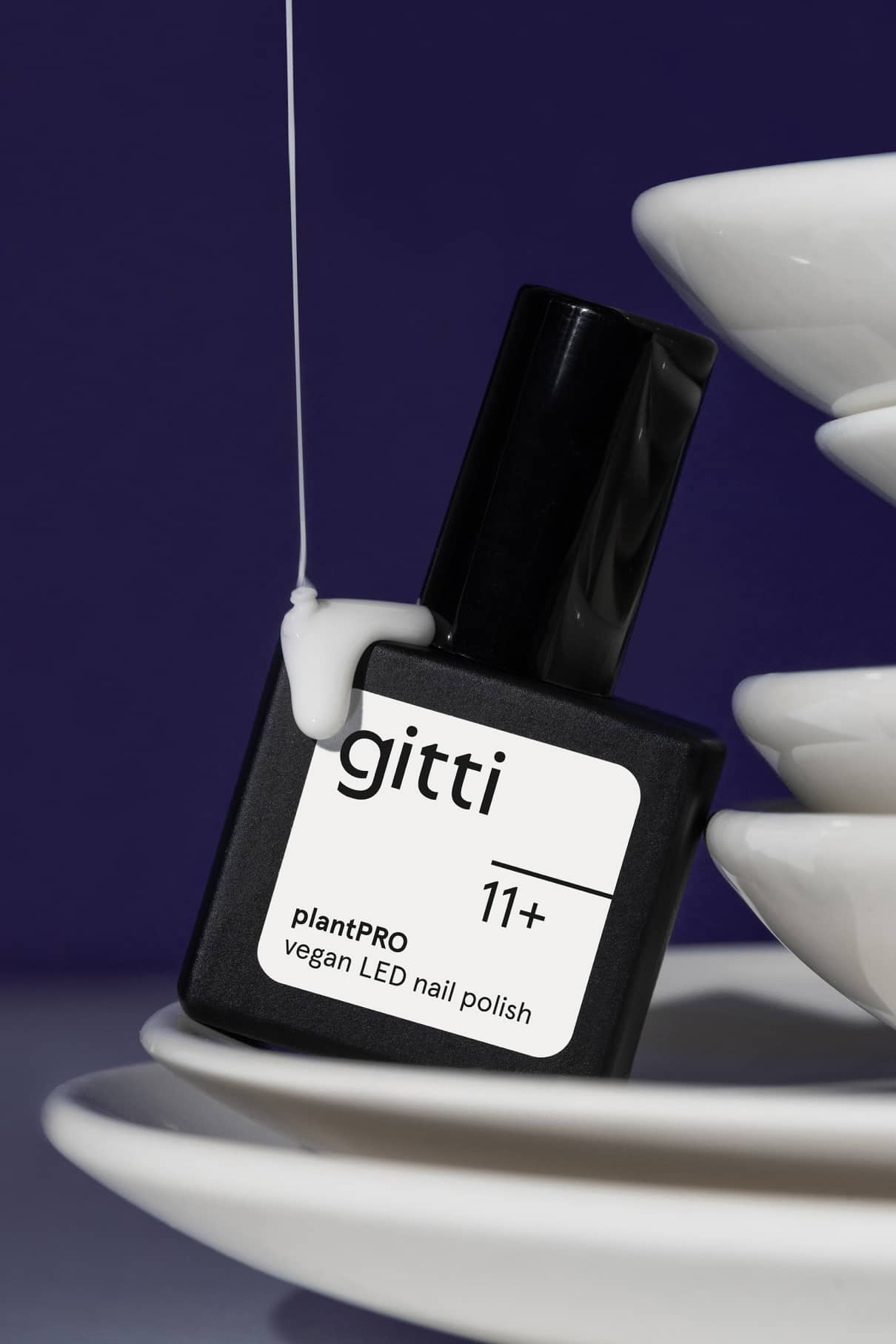 gitti-no-11-plantpro-gel-nagellack-milchiges-wei-halbtransparent image 6