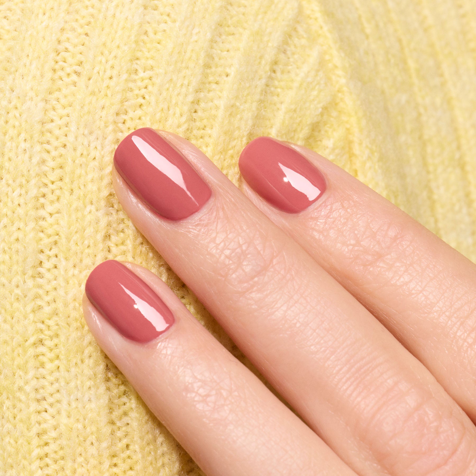manucurist-green-bois-de-rose-nagellack-altrosa-holz-rosa image 2
