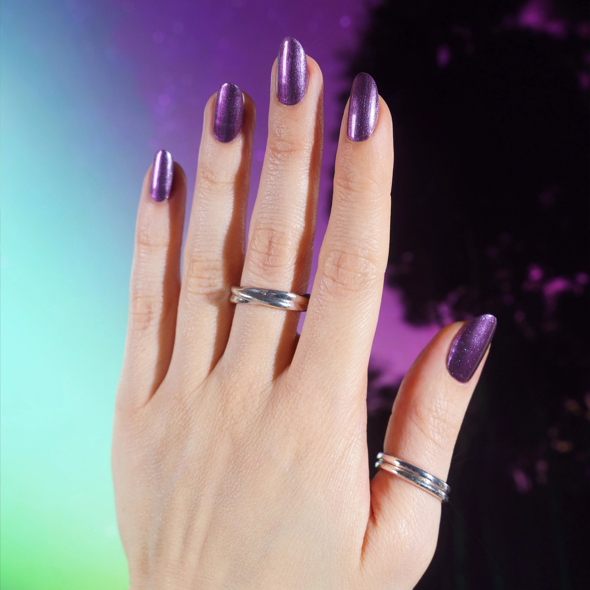 herzlack-polarlicht-veganer-nagellack-violett-multichrome-blau-pink-11ml image 6