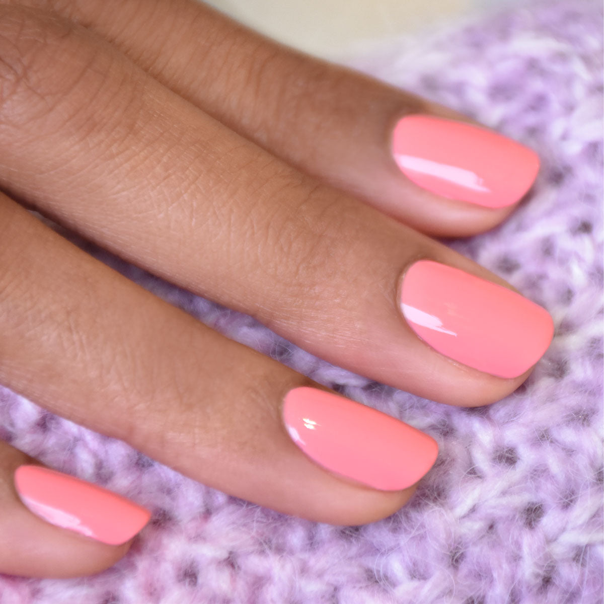 manucurist-green-flash-pink-paradise-semipermanenter-nagellack-bonbonrosa image 3