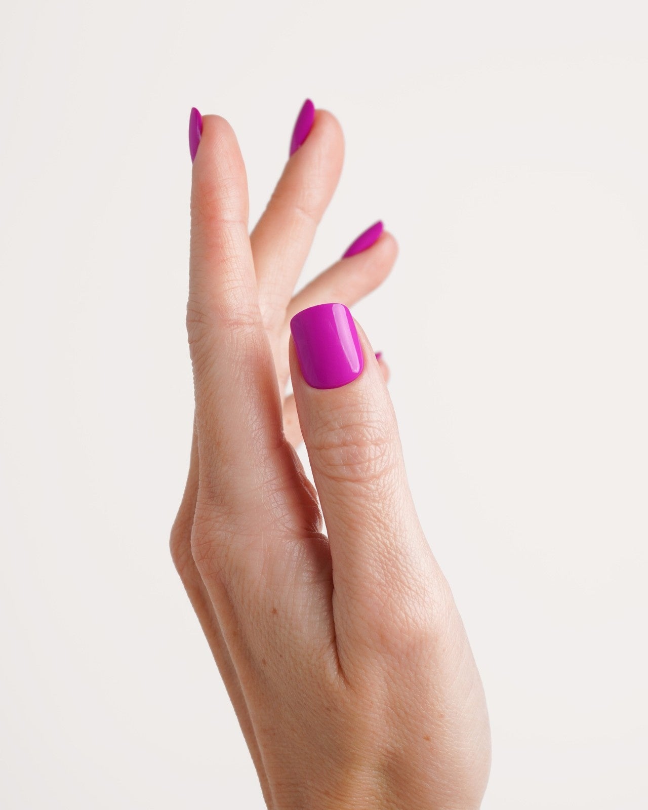 doonails-dragonfruit-extra-short-square-soft-gel-press-ons image 4