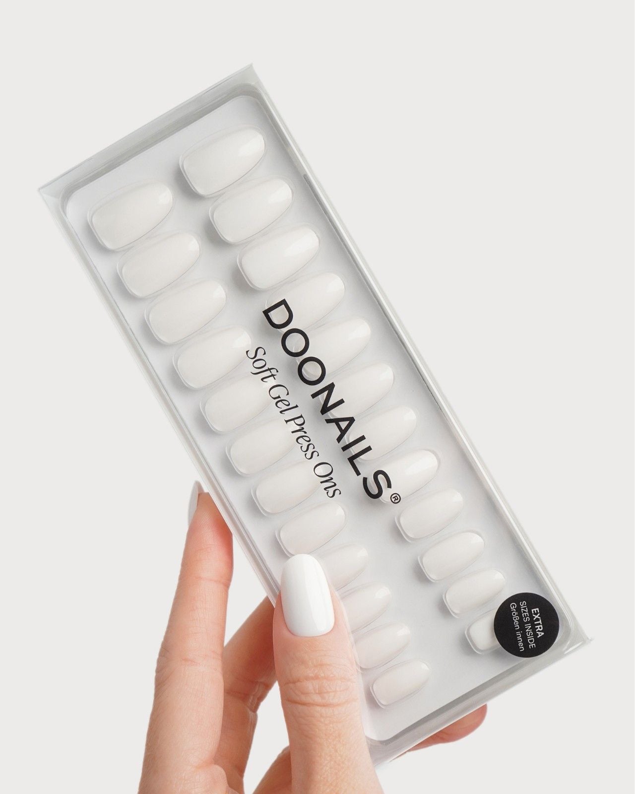 doonails-snow-white-medium-round-soft-gel-press-ons-neu image 3