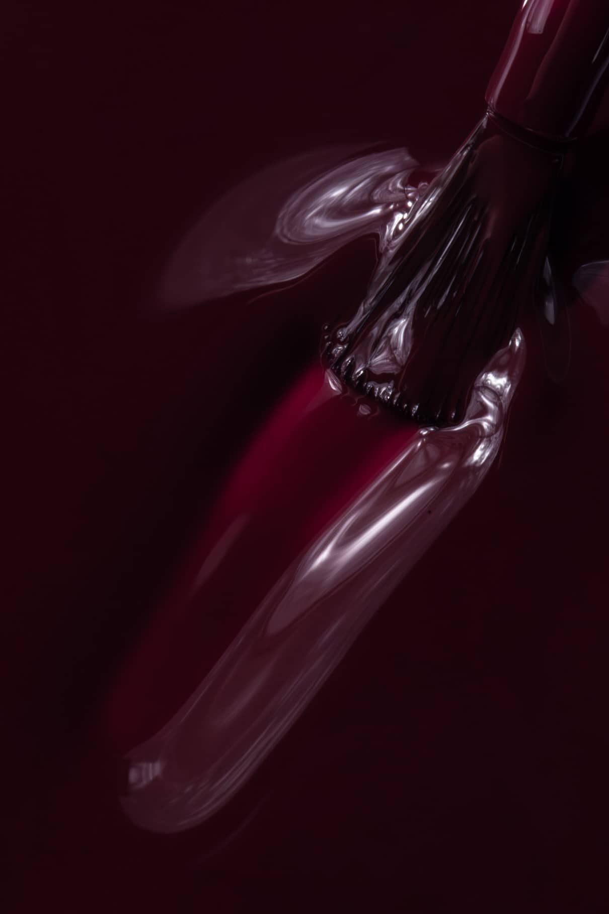 gitti-no-020-plant-based-nagellack-tiefes-rot image 4