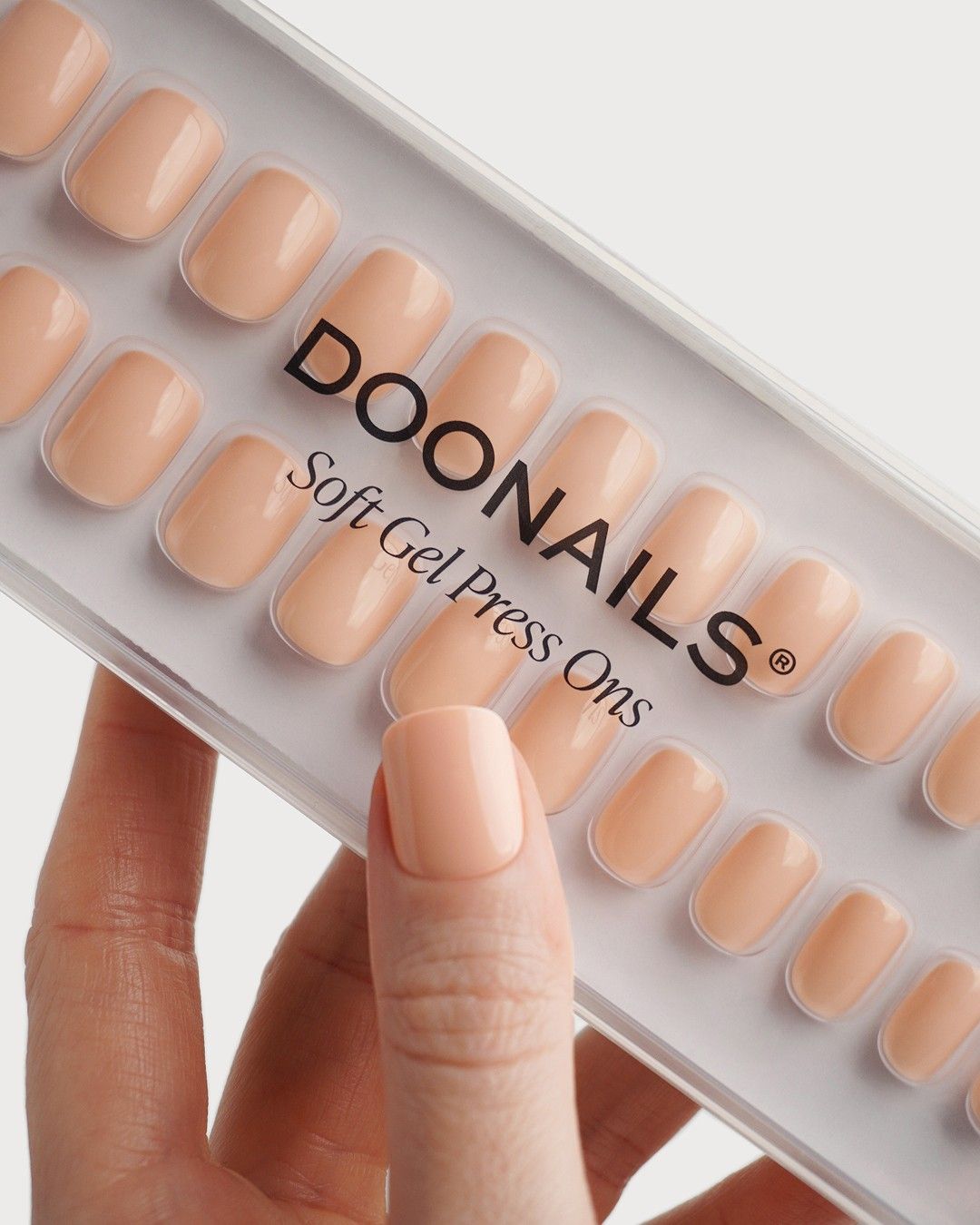 doonails-soft-apricot-extra-short-square-soft-gel-press-ons-zarter-pfirsichton image 5