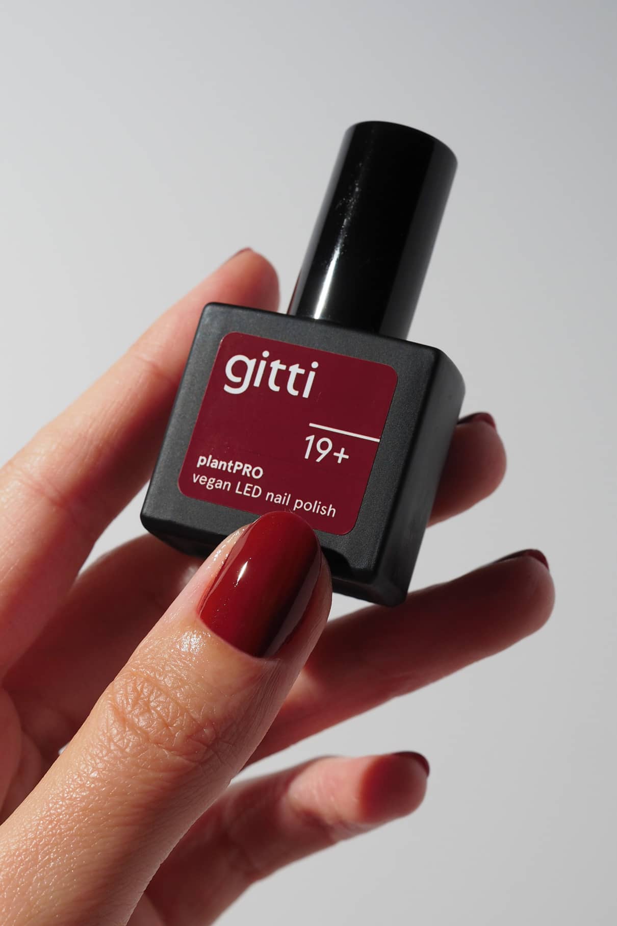 gitti-no-19-plantpro-gel-nagellack-tiefrot-warm image 5