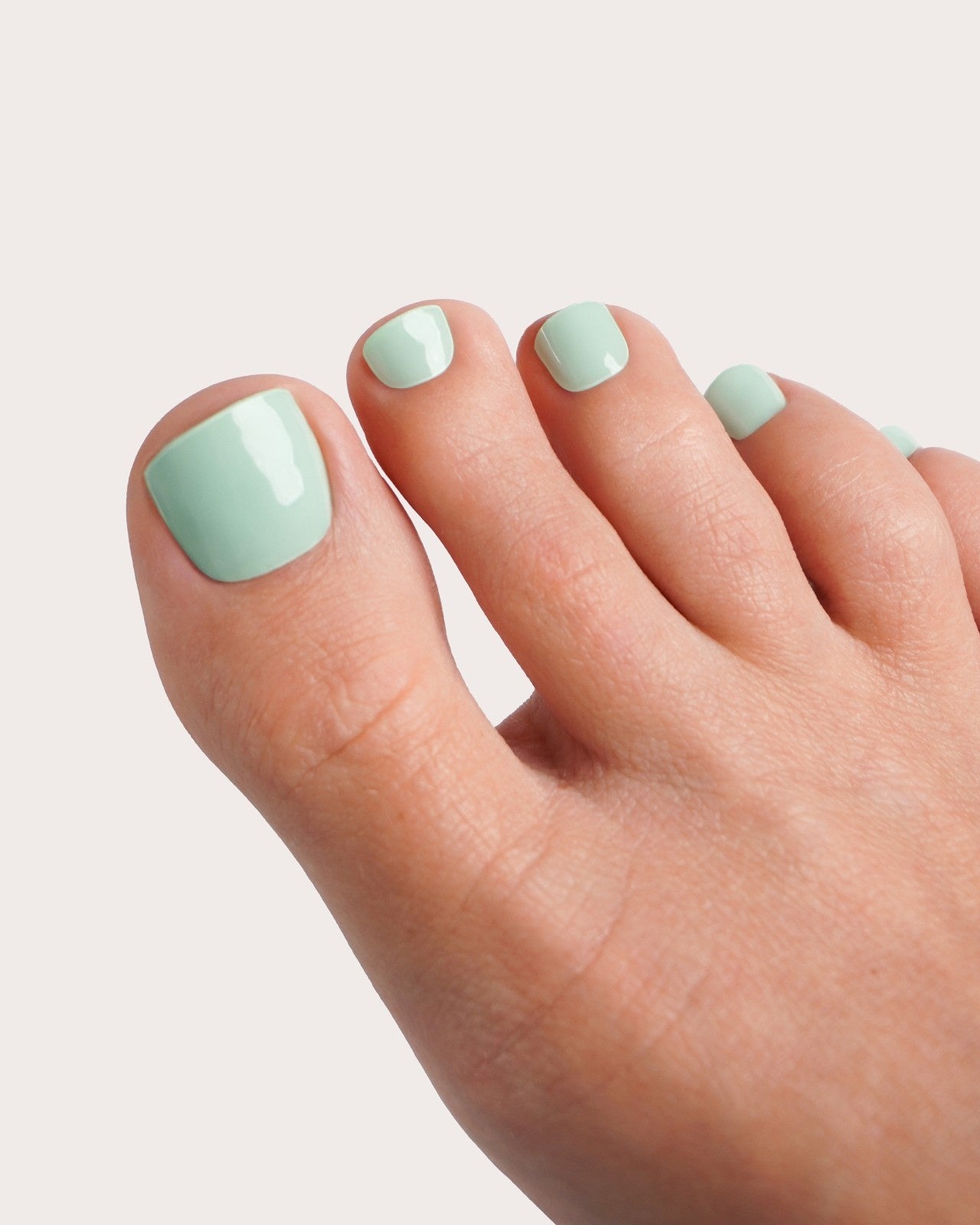 doonails-cute-cucumber-pedik-re-uv-gel-strips-pastell-gr-n image 2