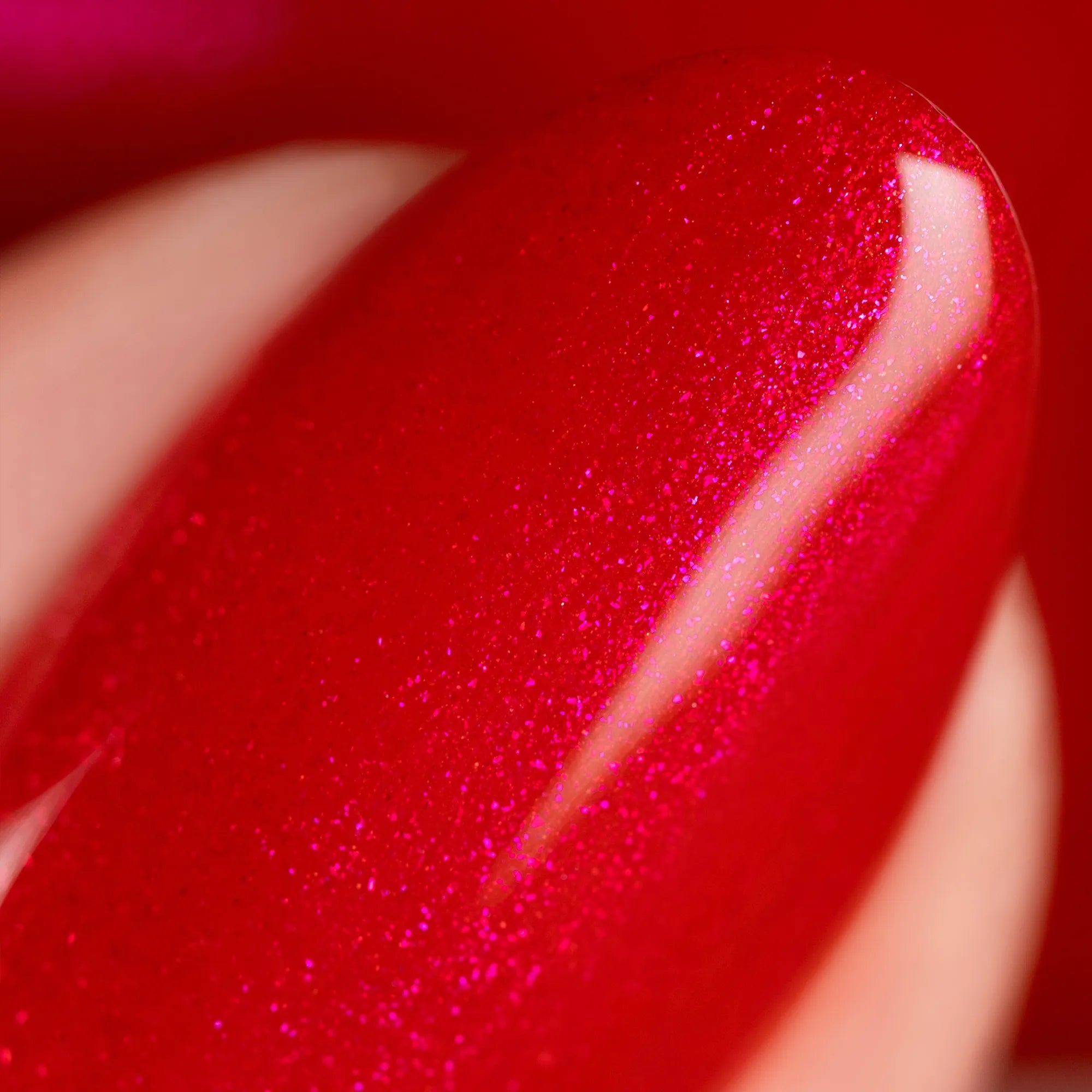 herzlack-rosenrot-veganer-nagellack-rot-mit-rot-pink-schimmer-11ml image 4
