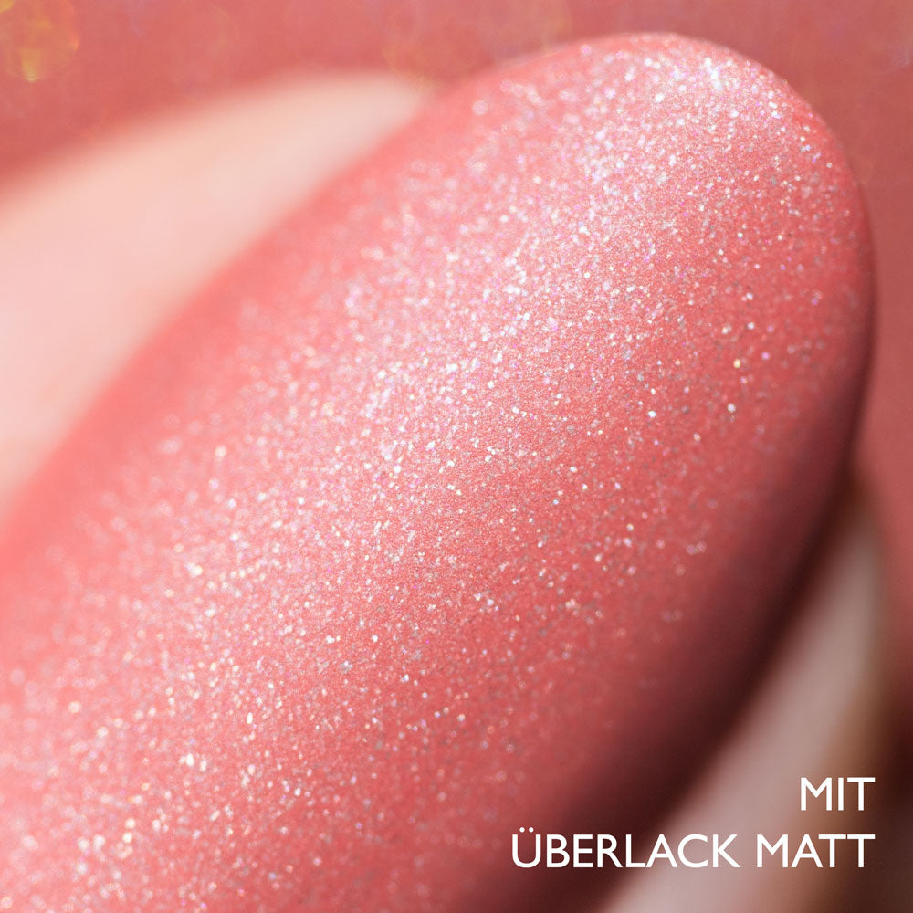 herzlack-rosenstaub-veganer-nagellack-rot-holo-schimmer-11ml image 5