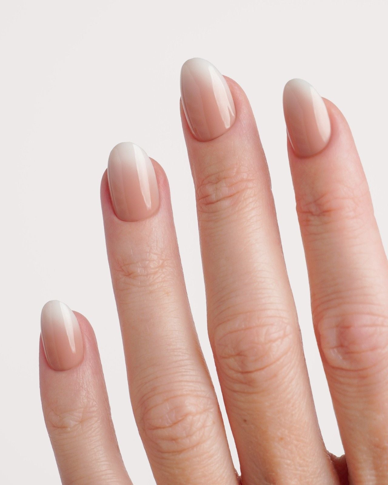 doonails-babyboomer-short-round-soft-gel-press-ons image 2