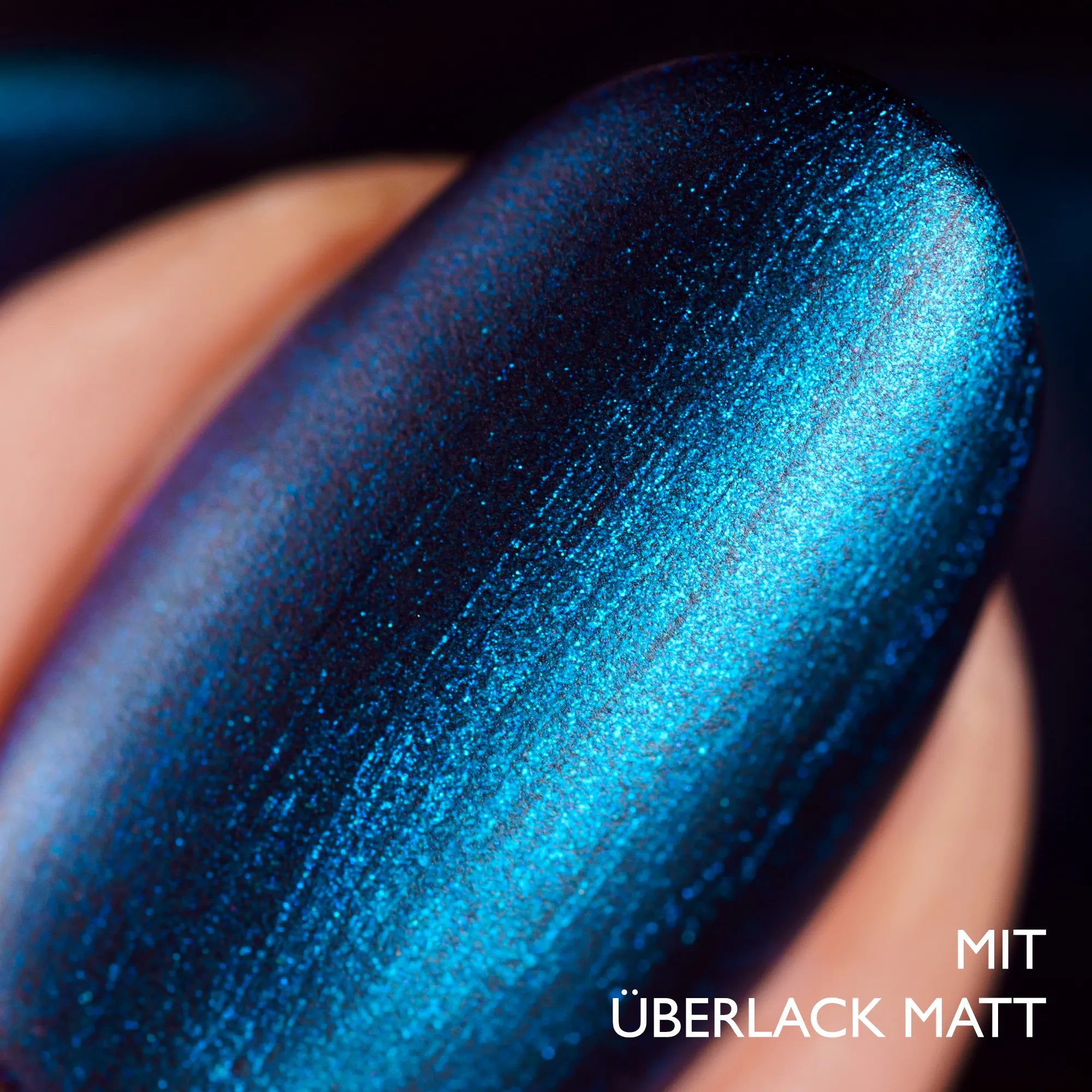herzlack-rabenk-nig-es-war-einmal-veganer-schwarzblau-schimmer-nagellack-11-ml image 5
