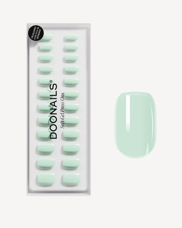 doonails-cute-cucumber-short-square-soft-gel-press-ons-mintgr-n image 1