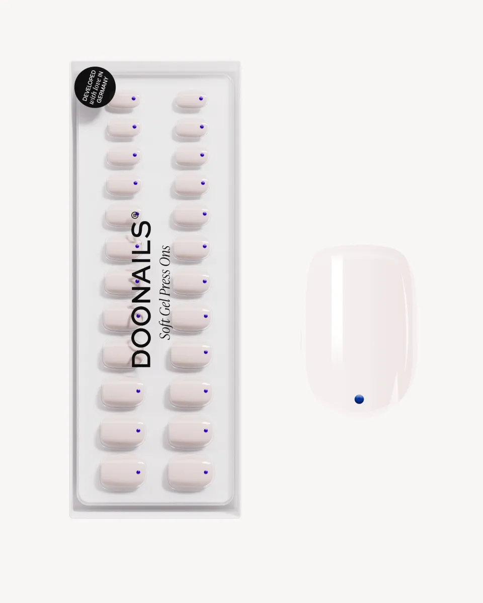 doonails-blue-dots-extra-short-square-soft-gel-press-ons image 1