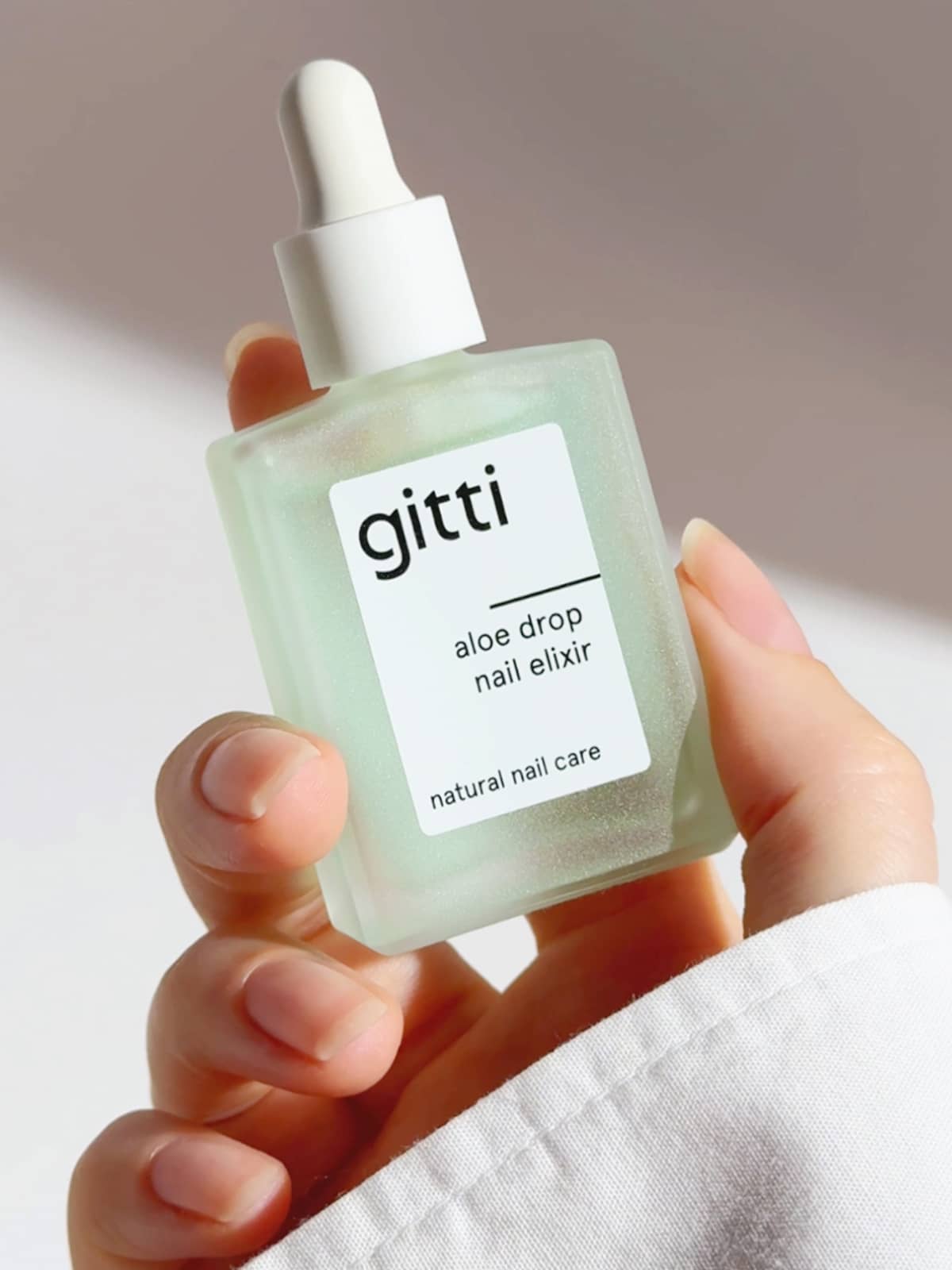 gitti-at-home-nail-spa-veganes-manik-re-set-mit-aloe-drop-elixir-feile-und-buffe image 2