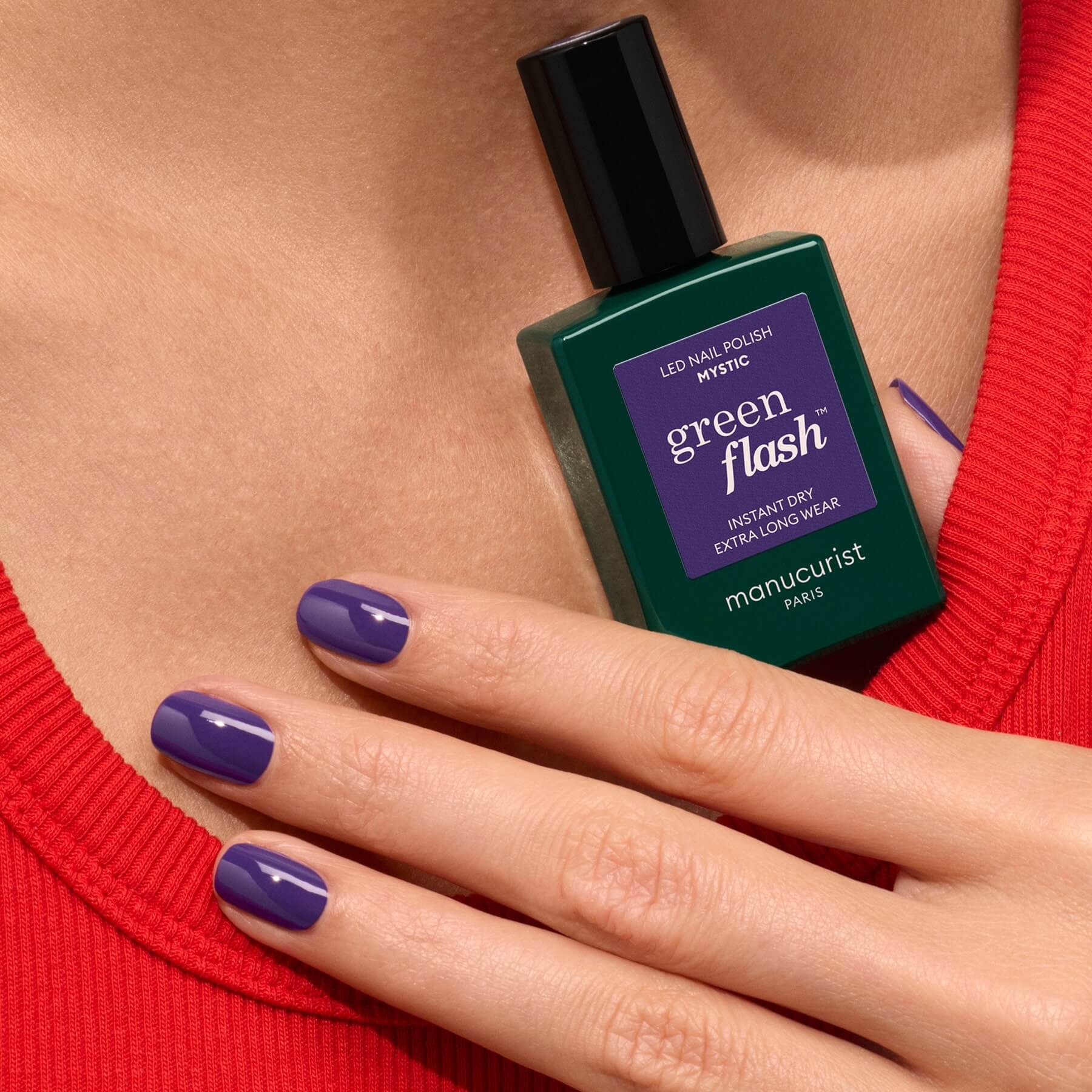 manucurist-mystic-green-flash-semi-permanent-nagellack-blauviolett image 4