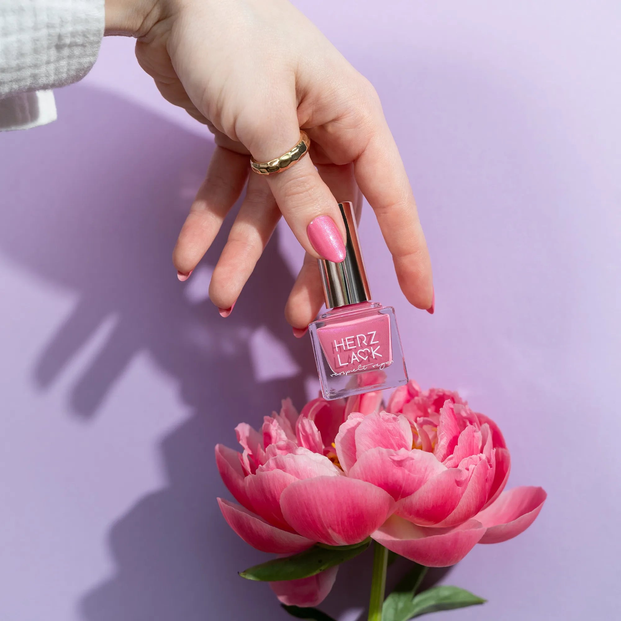 herzlack-bauernr-schen-veganer-nagellack-rosa-schimmer-11ml image 6