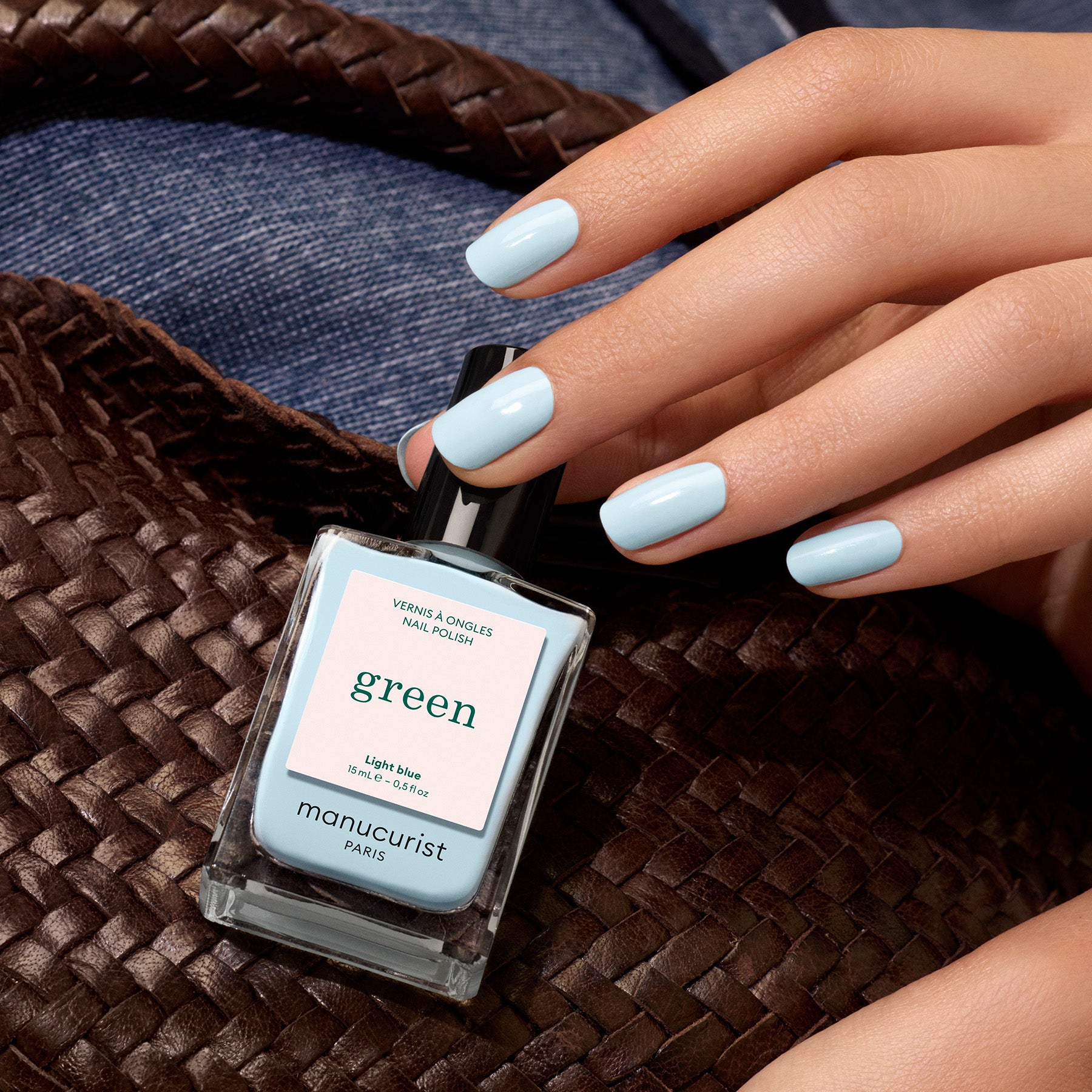 manucurist-green-light-blue-nagellack-himmelblau-pastell image 3