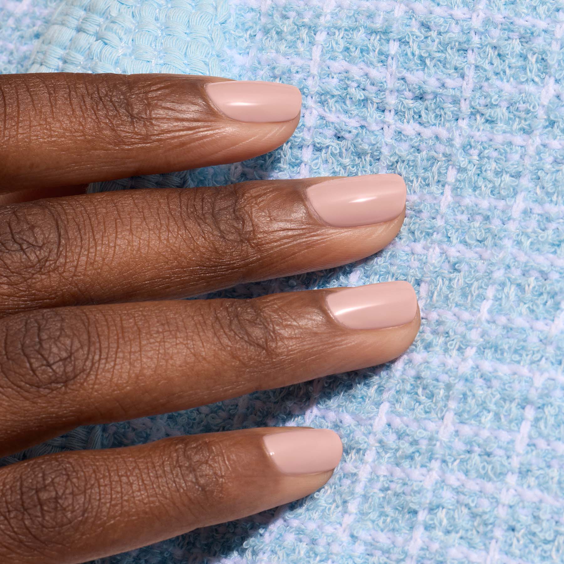 manucurist-green-shell-beige-veganer-nagellack image 2