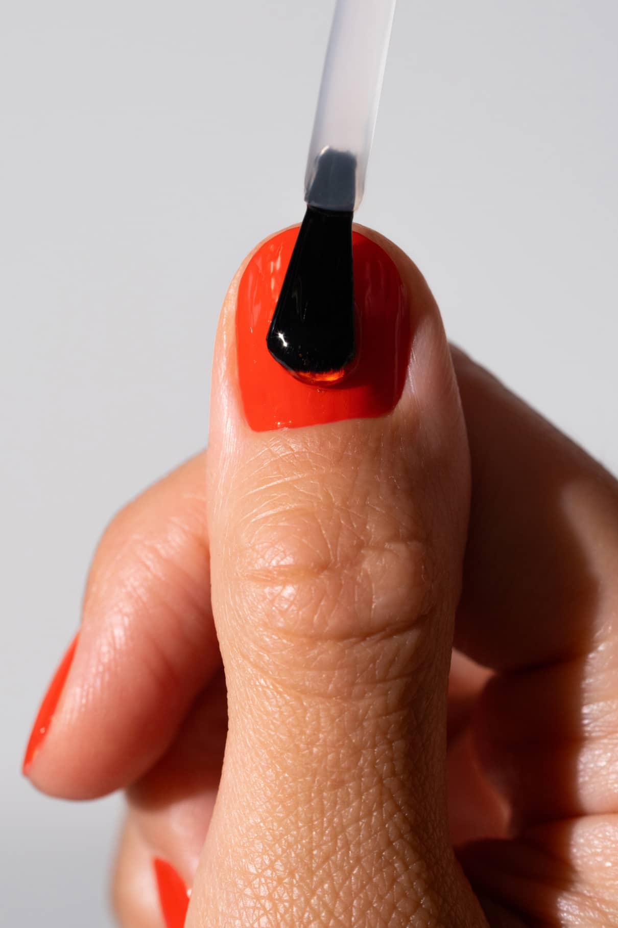 gitti-high-gloss-top-coat-veganer-berlack-mit-hochglanz-finish-15-ml image 5