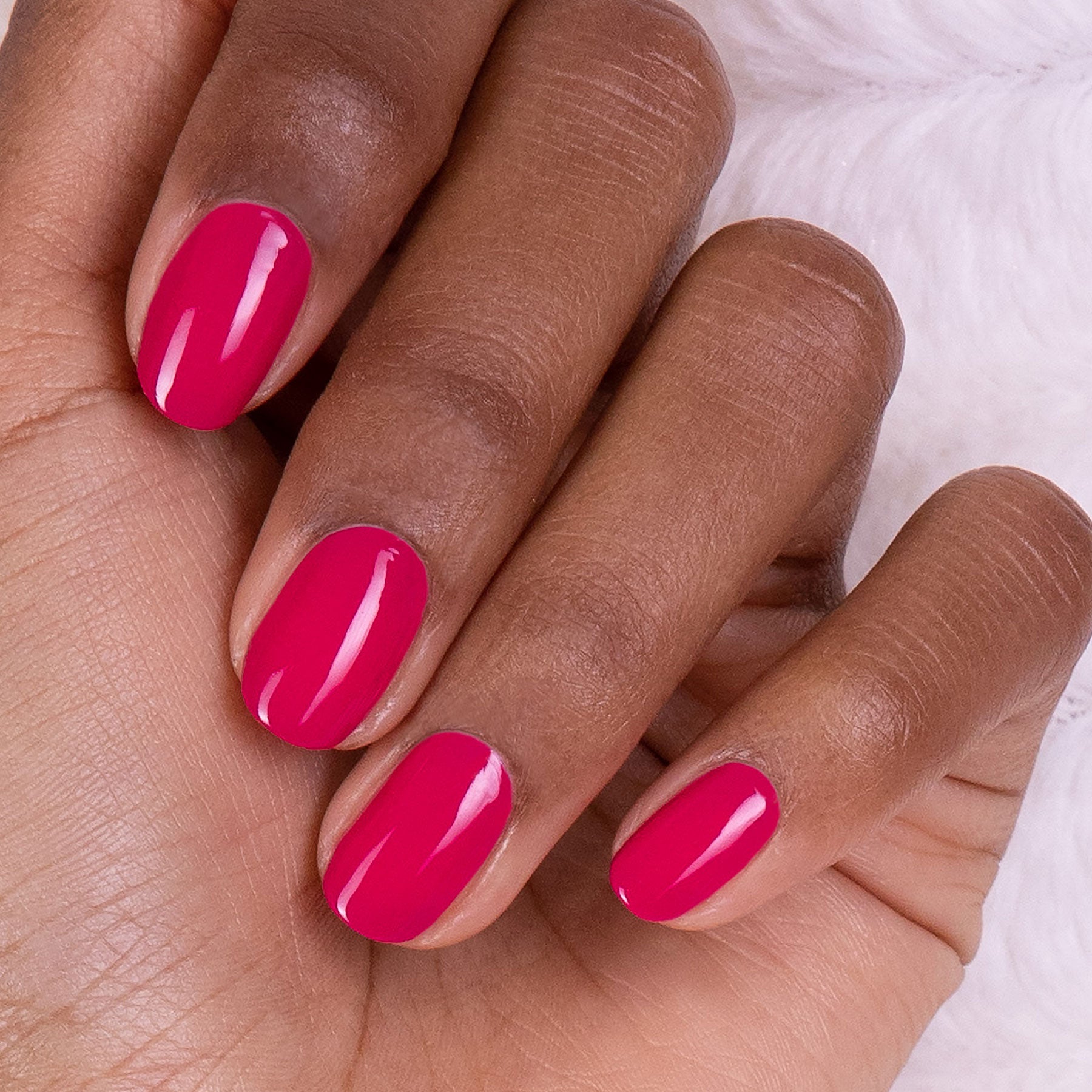 manucurist-green-flash-led-gel-nagellack-fuchsia-violett-rosa image 2
