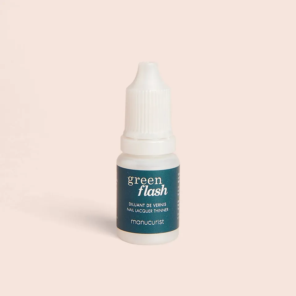 manucurist-green-flash-verd-nner-nagellack-verd-nner-f-r-green-flash-und-green image 1