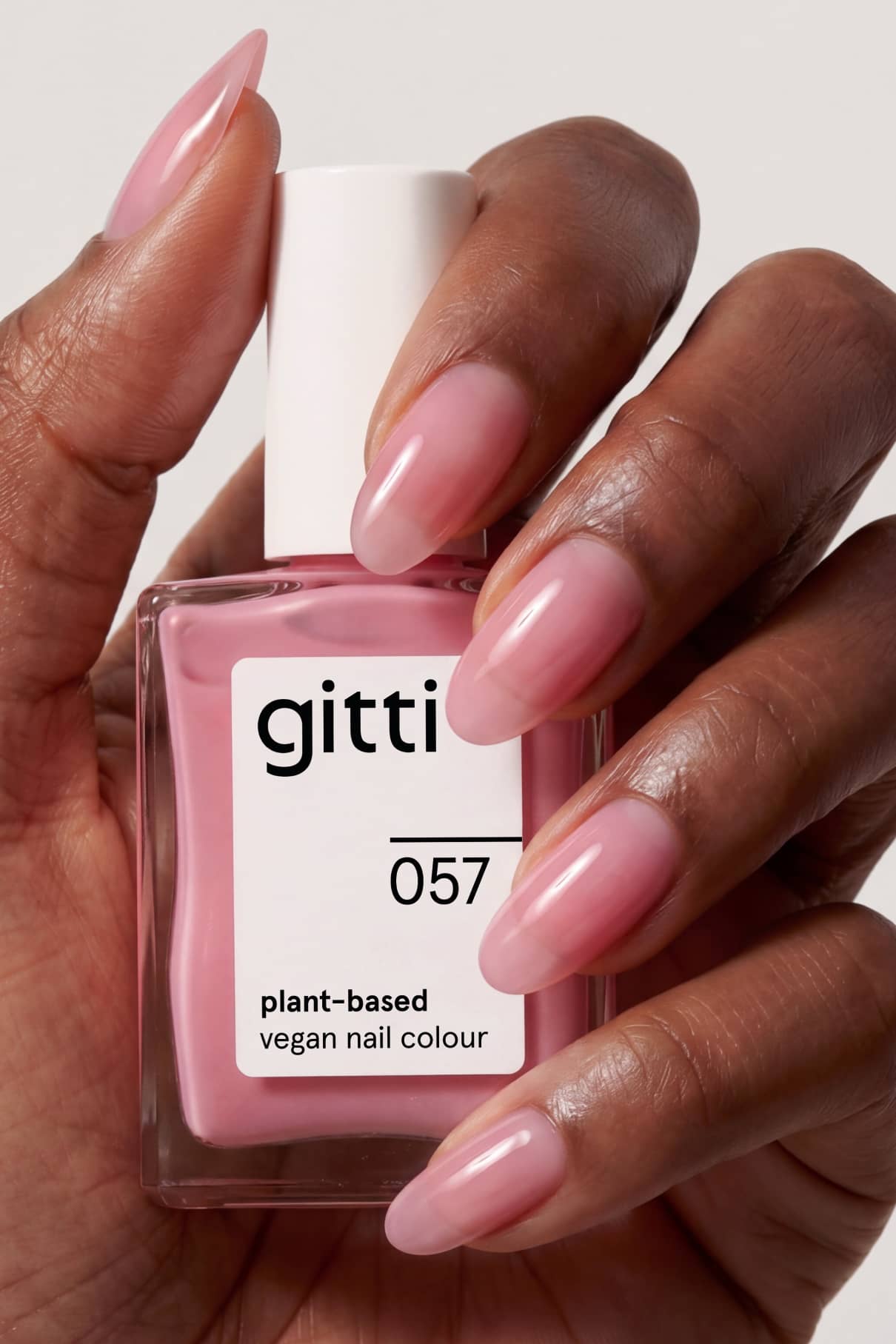 gitti-no-057-plant-based-nagellack-sheer-pink image 5