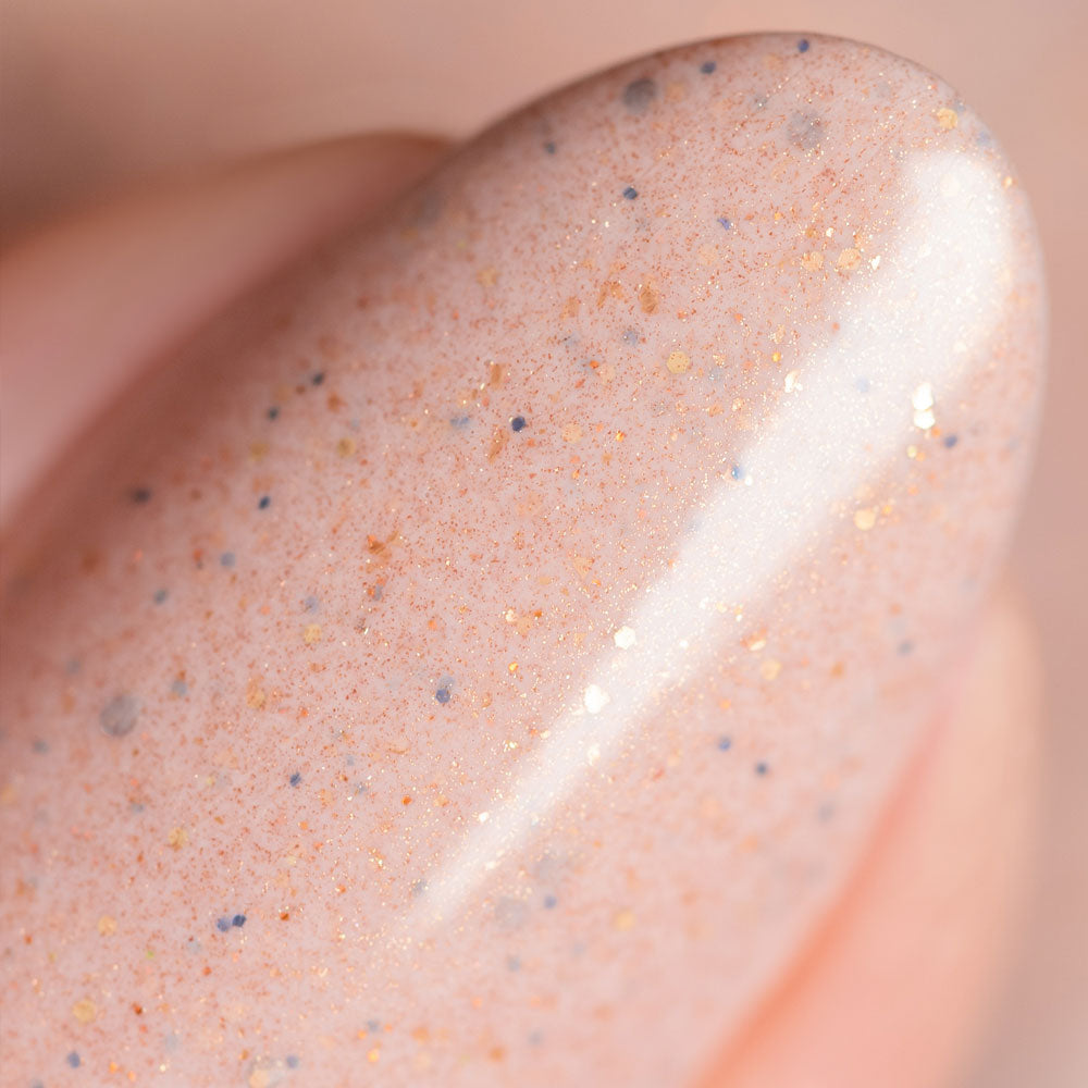 herzlack-liebel-ei-veganer-nagellack-11ml-eierschalenbraun-speckled-glitzer image 4