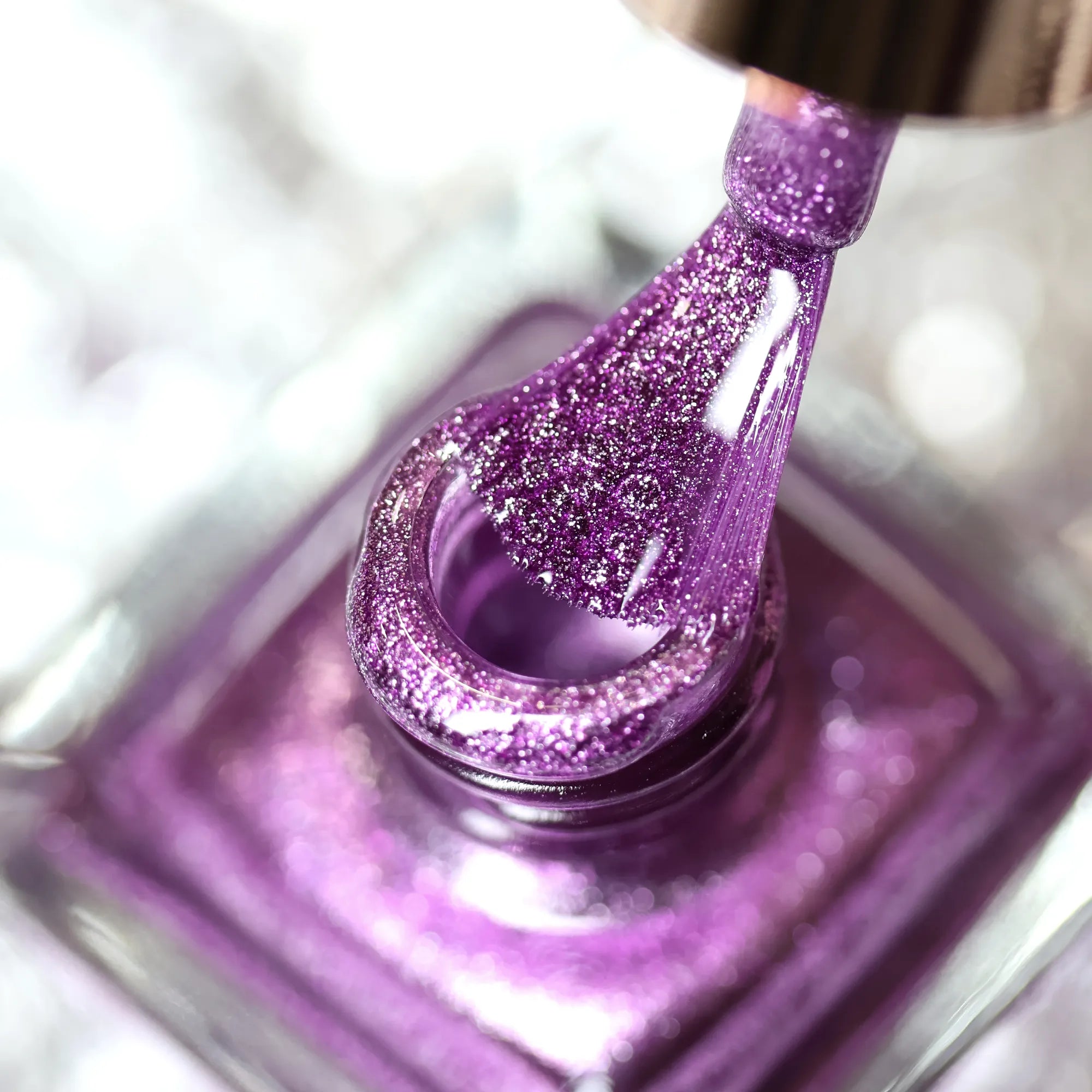 herzlack-purpurnymphe-veganer-nagellack-metallic-lila-11ml image 8