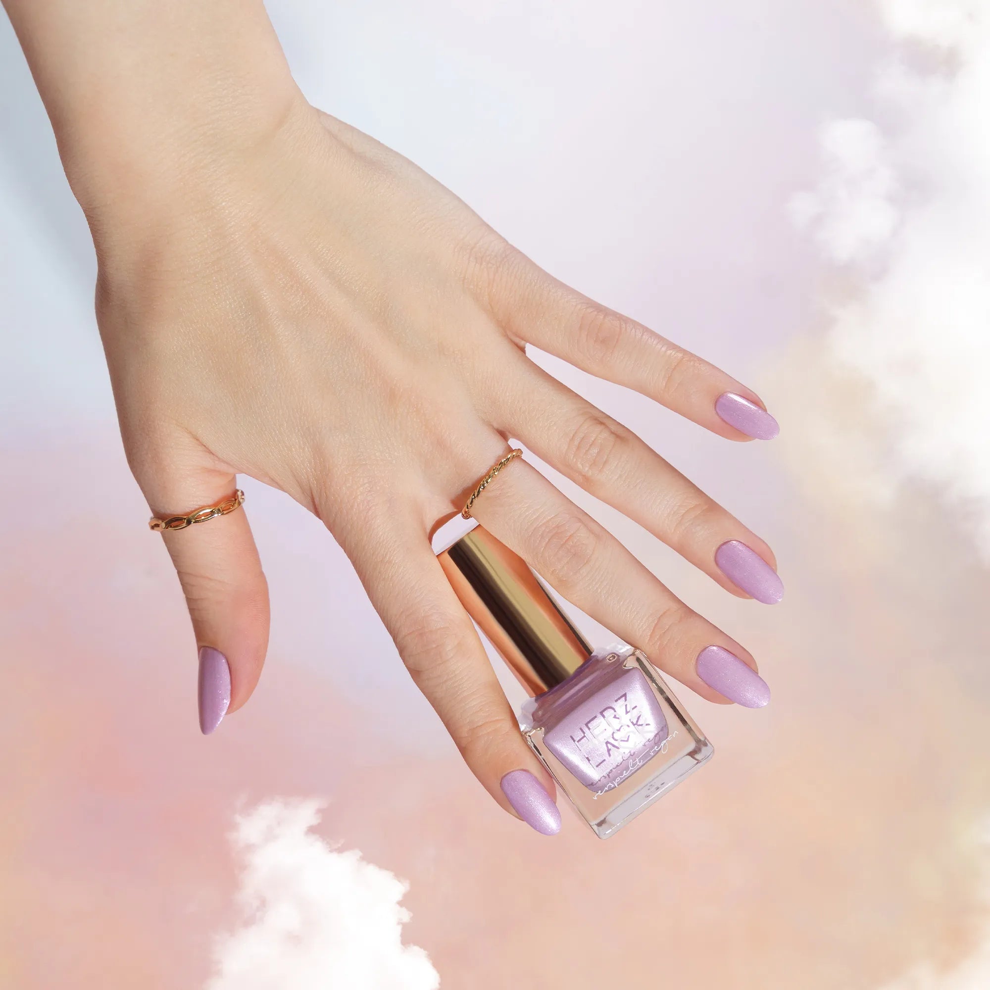 herzlack-viola-veganer-nagellack-flieder-duochrome-schimmer-11ml image 7