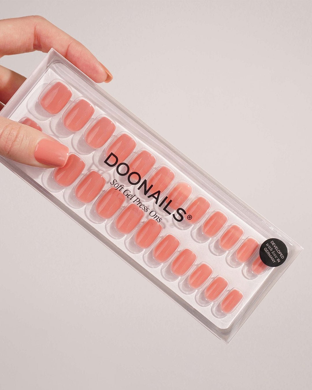 doonails-peach-please-short-square-soft-gel-press-ons-pfirsich image 4