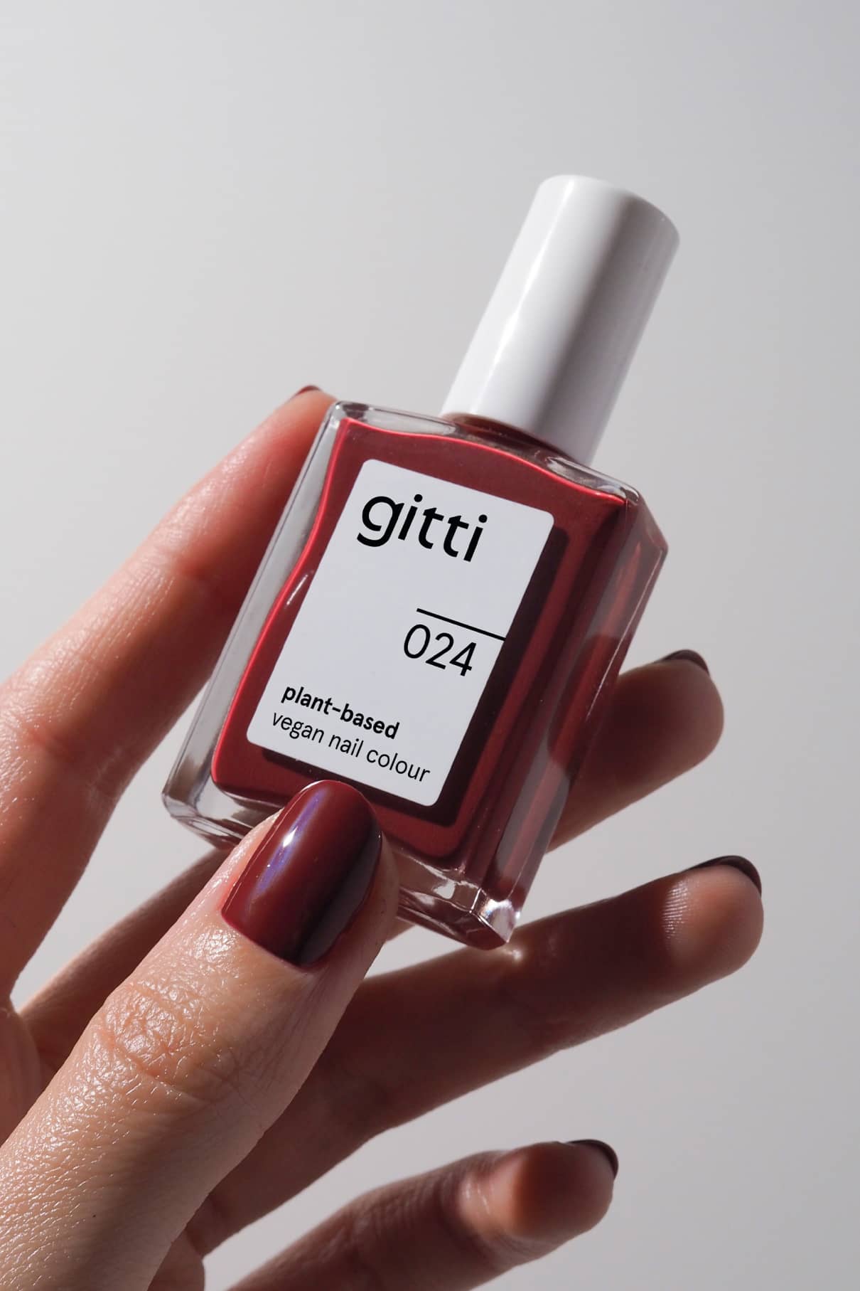 gitti-no-024-nagellack-dunkles-rostiges-rot image 5