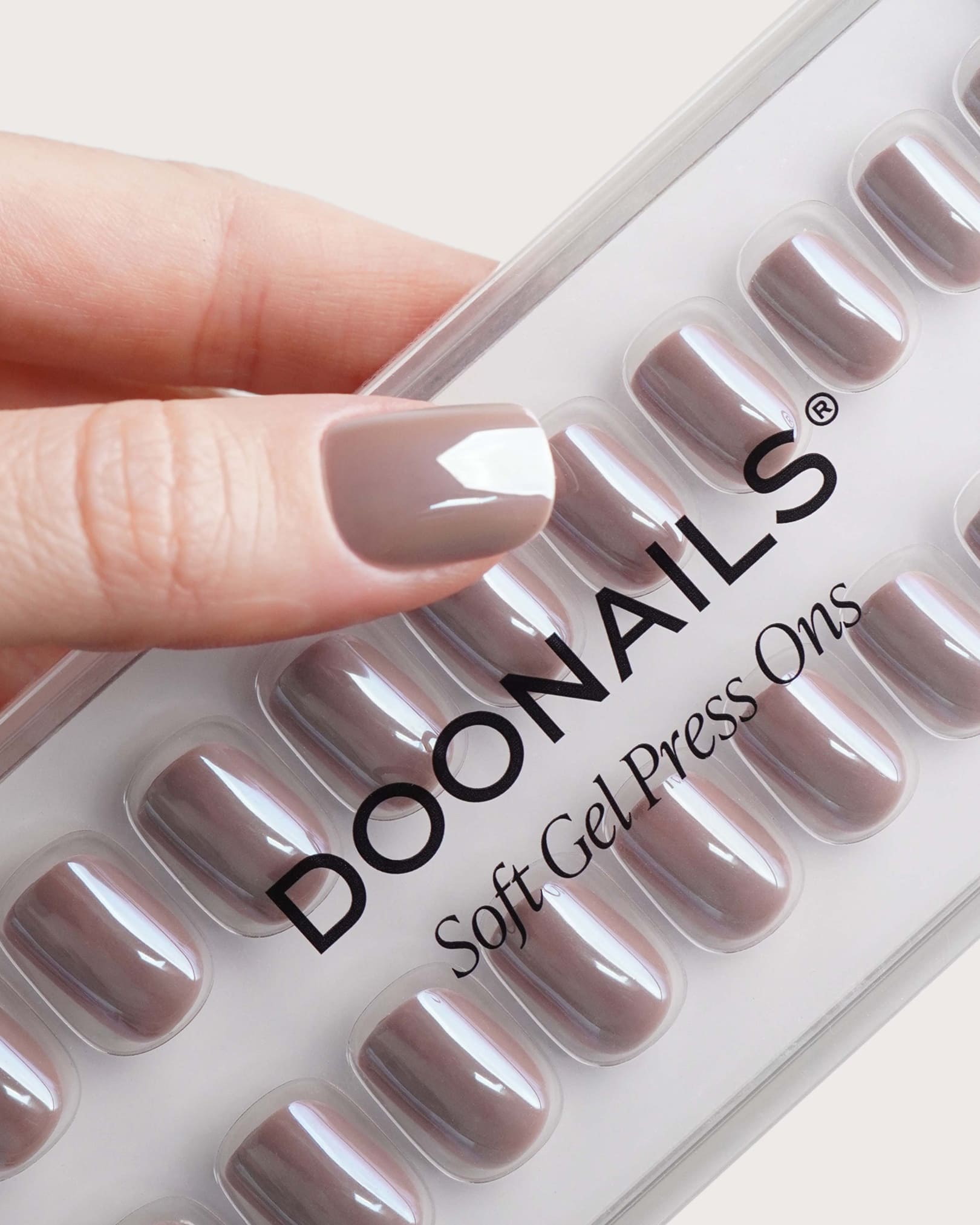 doonails-cashmere-glow-extra-short-square-soft-gel-press-ons image 5