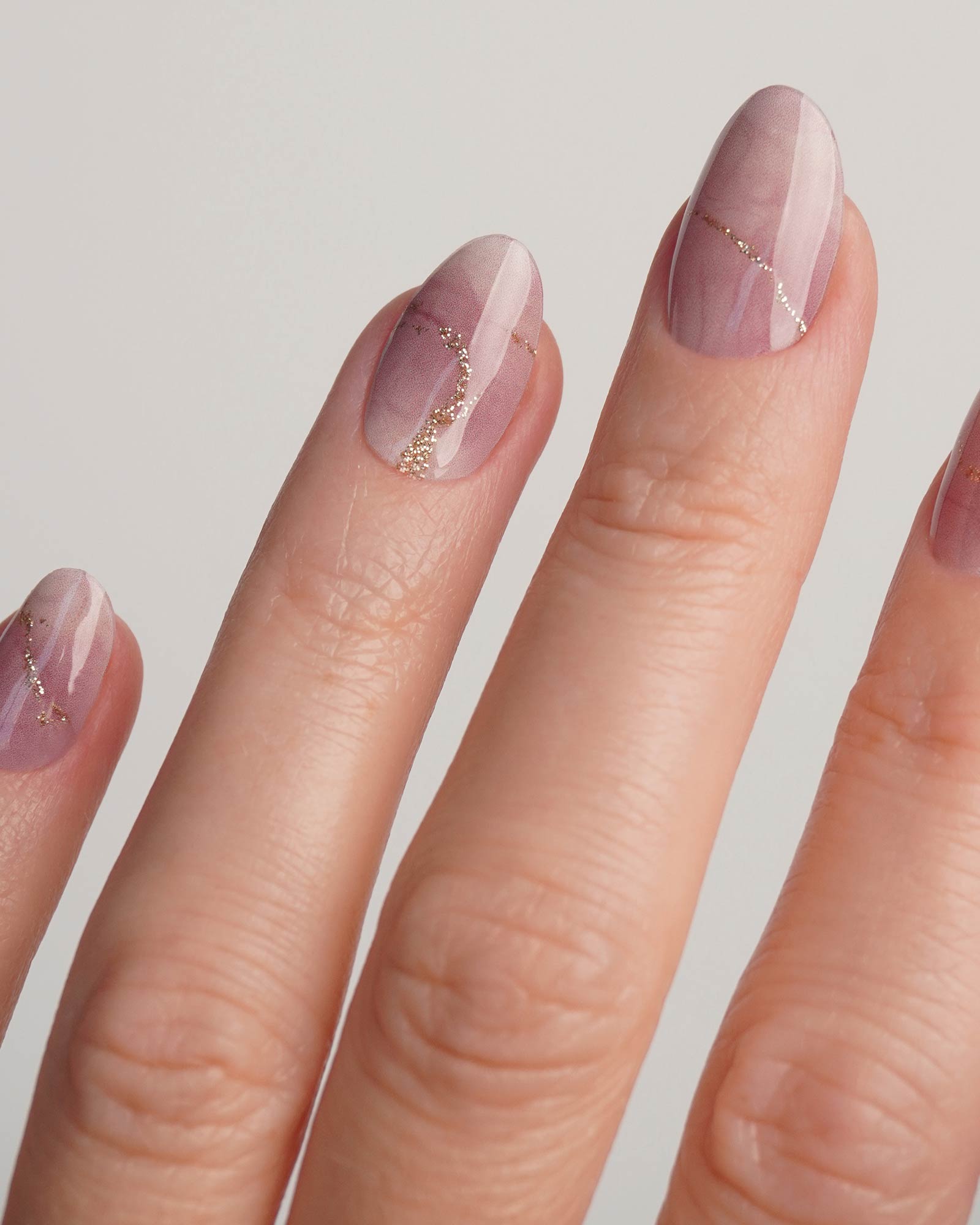 doonails-rose-marble-uv-gel-strips image 2
