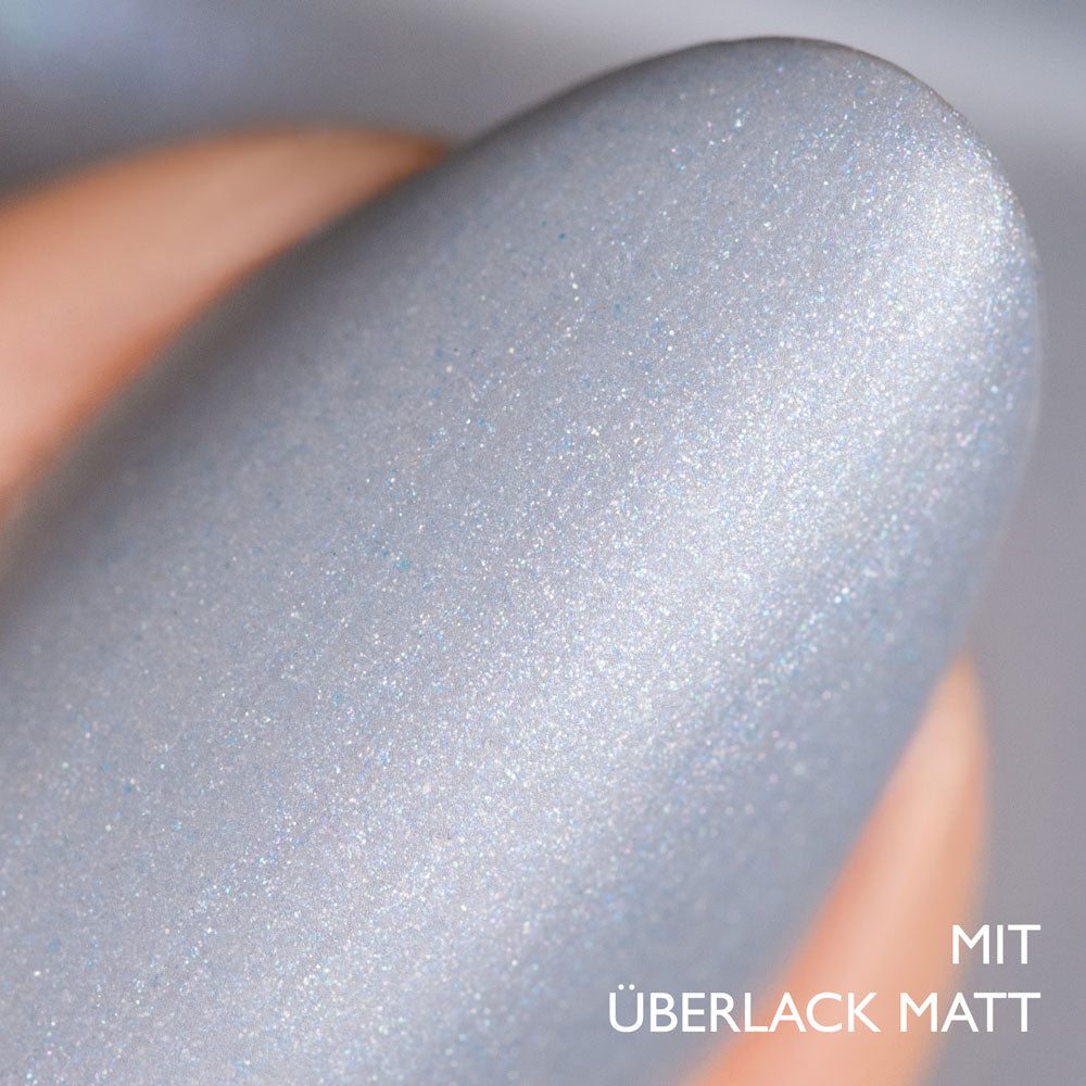 herzlack-stockholm-veganer-nagellack-blau-grau-schimmer-11ml image 5