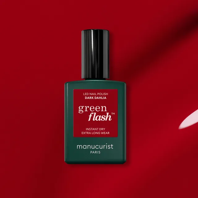 manucurist-green-flash-dark-dahlia-dunkelroter-semi-permanenter-nagellack image 1