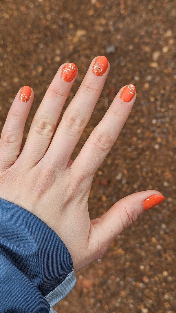 Tolle Farbe, deckt gut